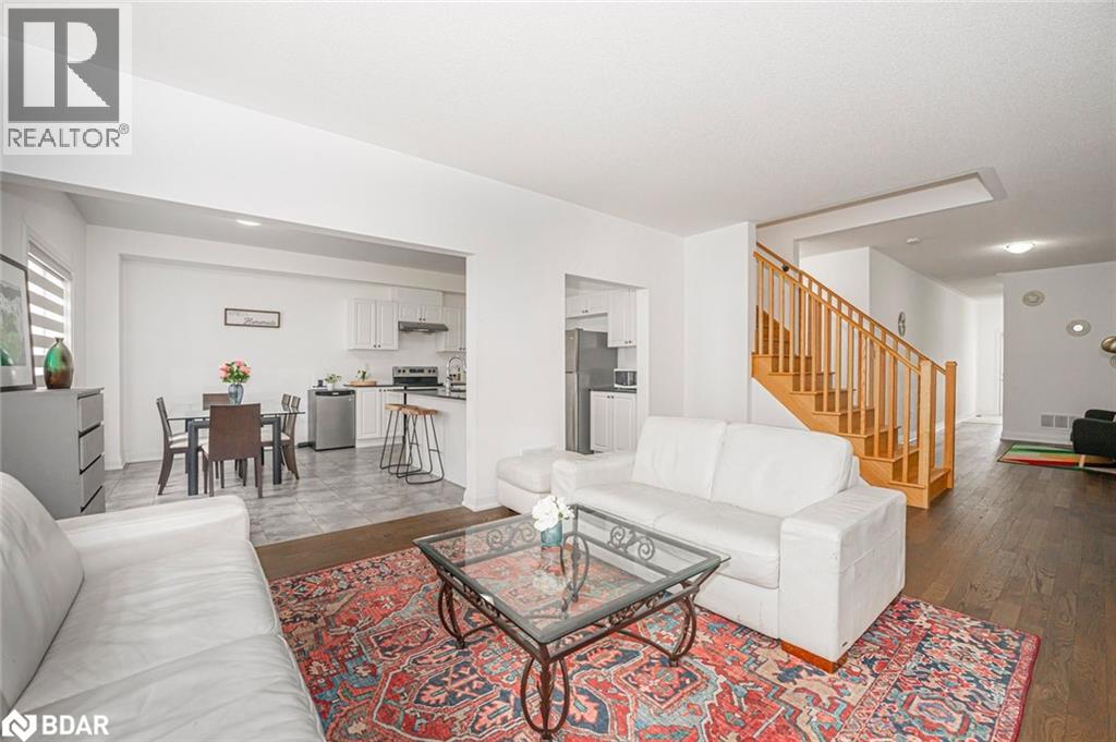 42 Alaskan Heights, Barrie, Ontario  L9J 0H9 - Photo 3 - 40790196