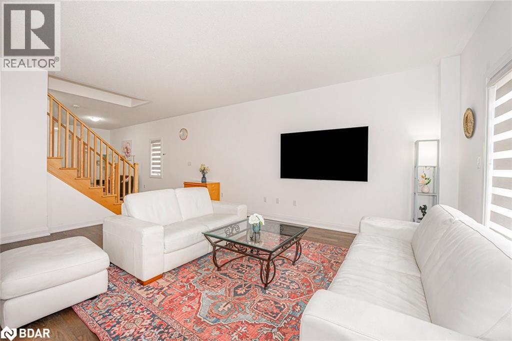 42 Alaskan Heights, Barrie, Ontario  L9J 0H9 - Photo 4 - 40790196