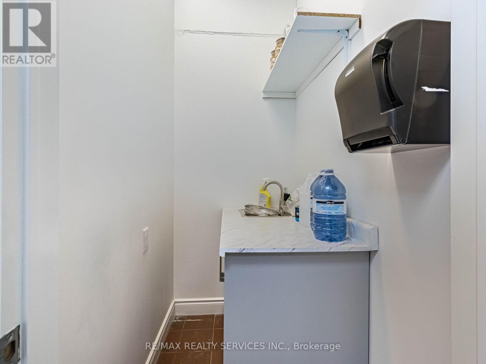 16 - 16 Church Street, Toronto, Ontario  M5E 1M1 - Photo 24 - C12574222