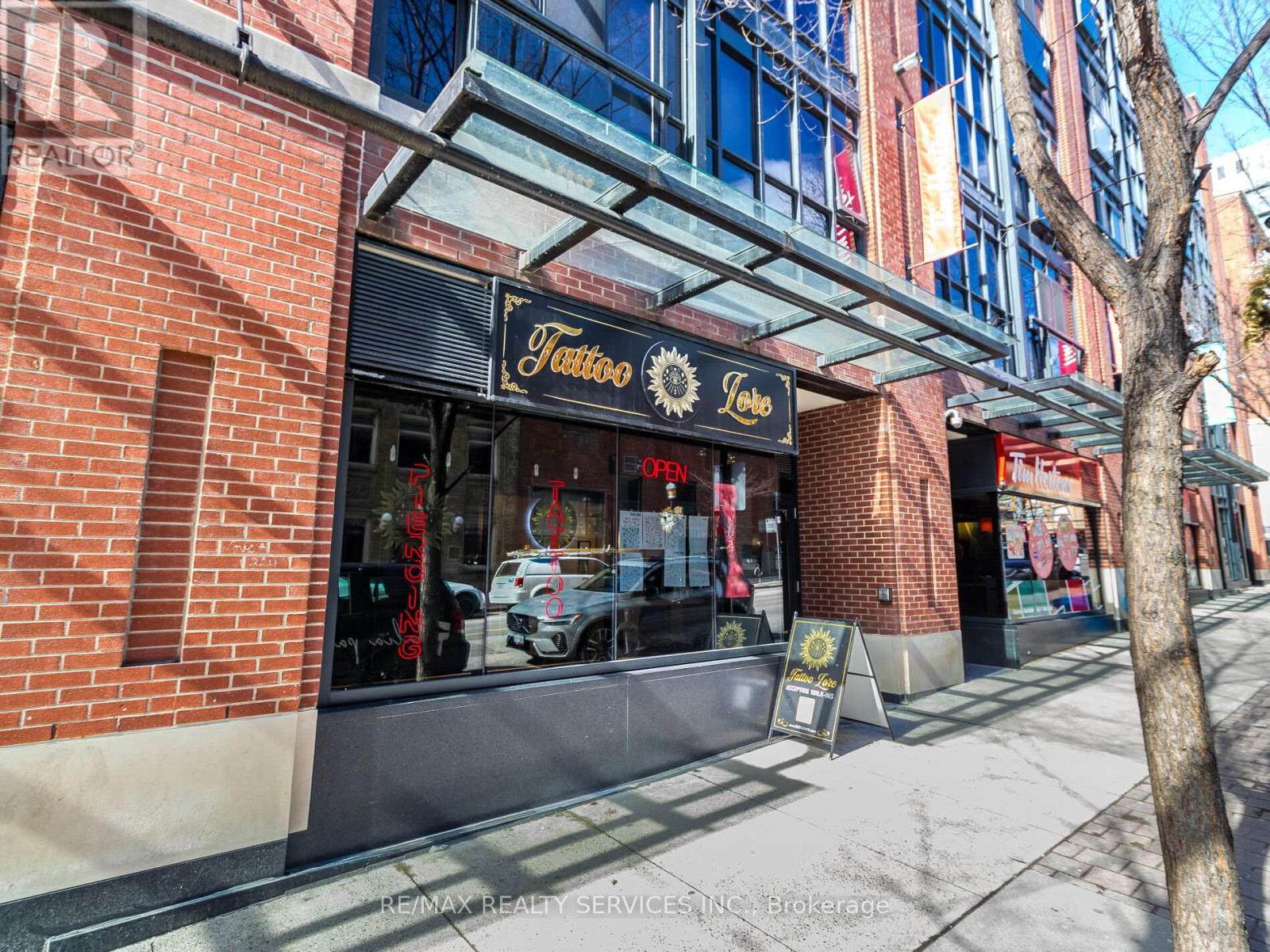 16 - 16 Church Street, Toronto, Ontario  M5E 1M1 - Photo 3 - C12574222