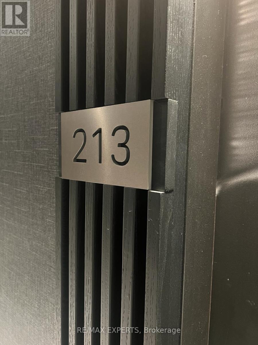 213 - 110 BROADWAY AVENUE, Toronto, Ontario