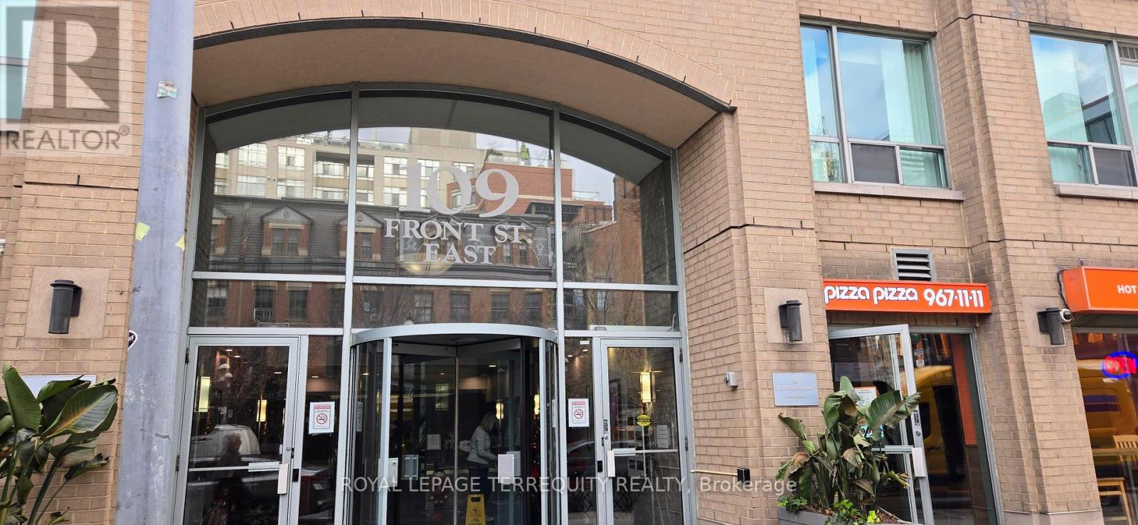 817 - 109 FRONT STREET E, Toronto, Ontario