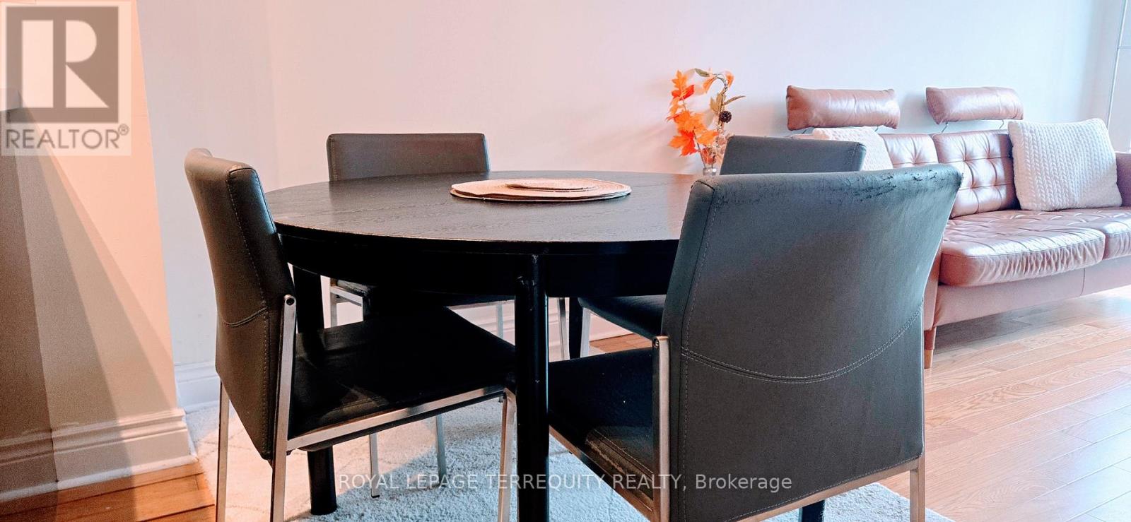 817 - 109 Front Street E, Toronto, Ontario  M5A 4P7 - Photo 8 - C12574310