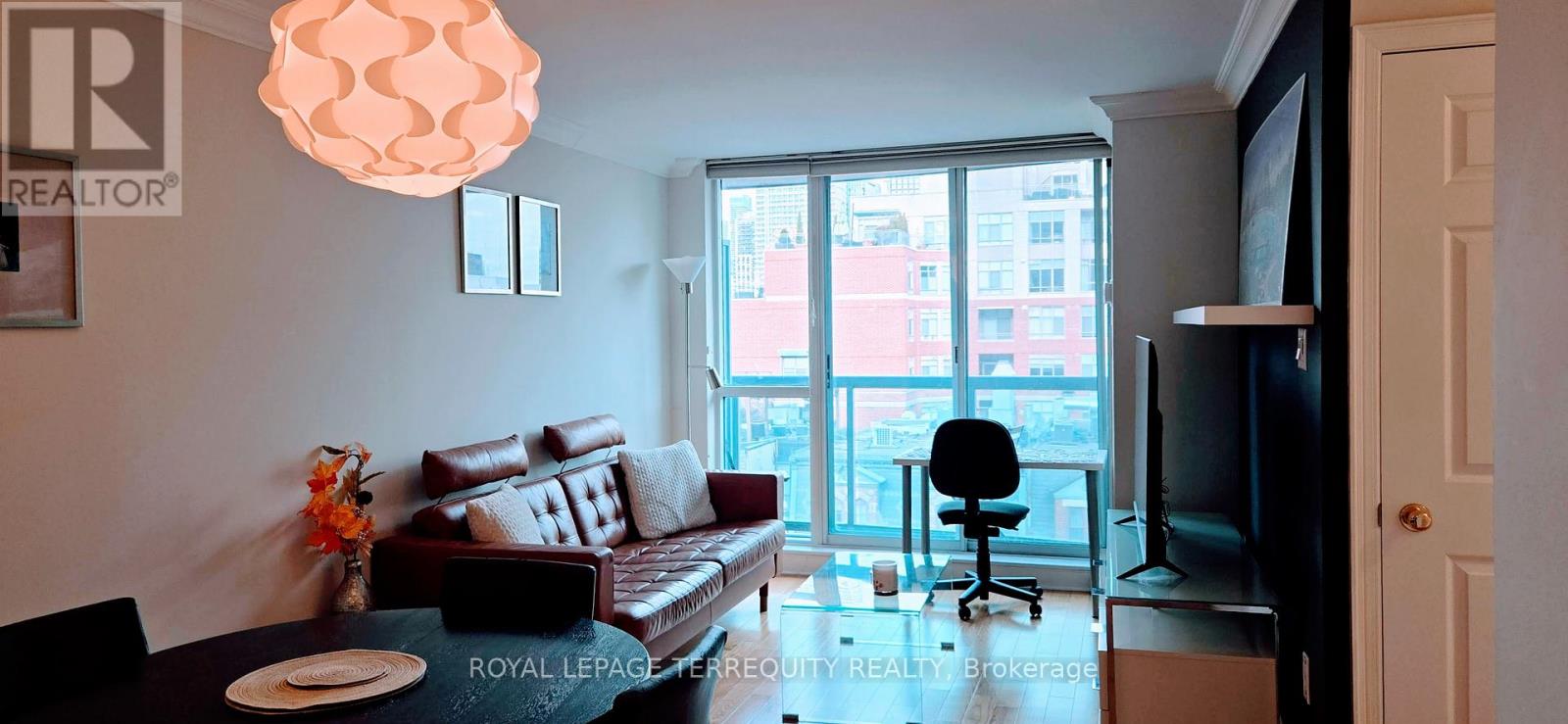 817 - 109 Front Street E, Toronto, Ontario  M5A 4P7 - Photo 9 - C12574310