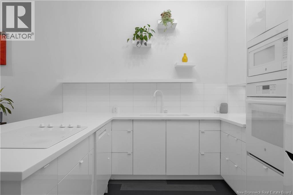 100 Prince William Street Unit# 2, Saint John, New Brunswick  E2L 2B3 - Photo 5 - NB130515