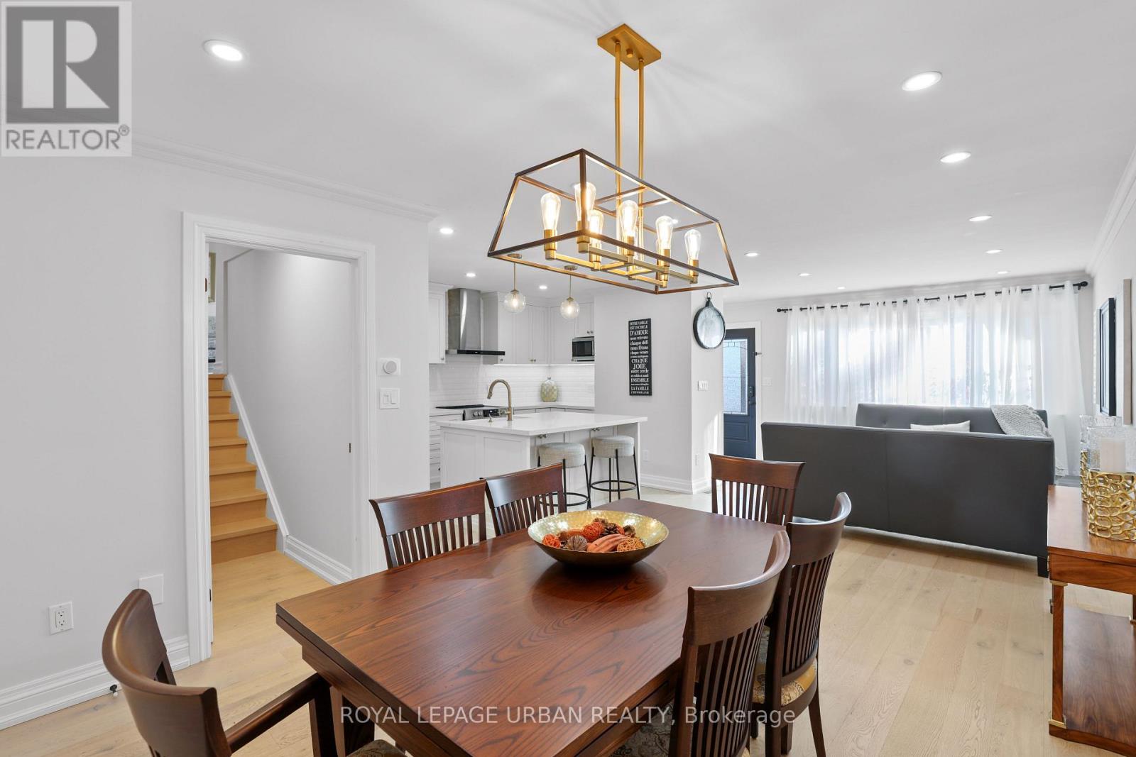 230 Parkview Hill Crescent, Toronto, Ontario  M4B 1S3 - Photo 13 - E12574218