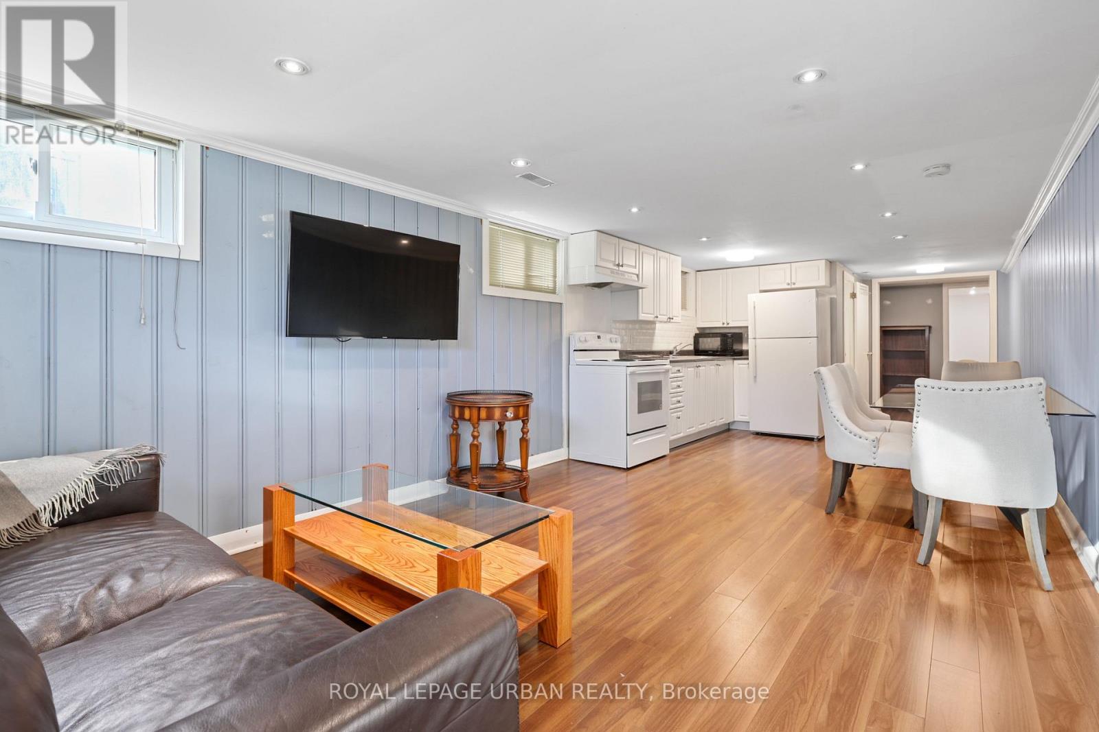 230 Parkview Hill Crescent, Toronto, Ontario  M4B 1S3 - Photo 21 - E12574218