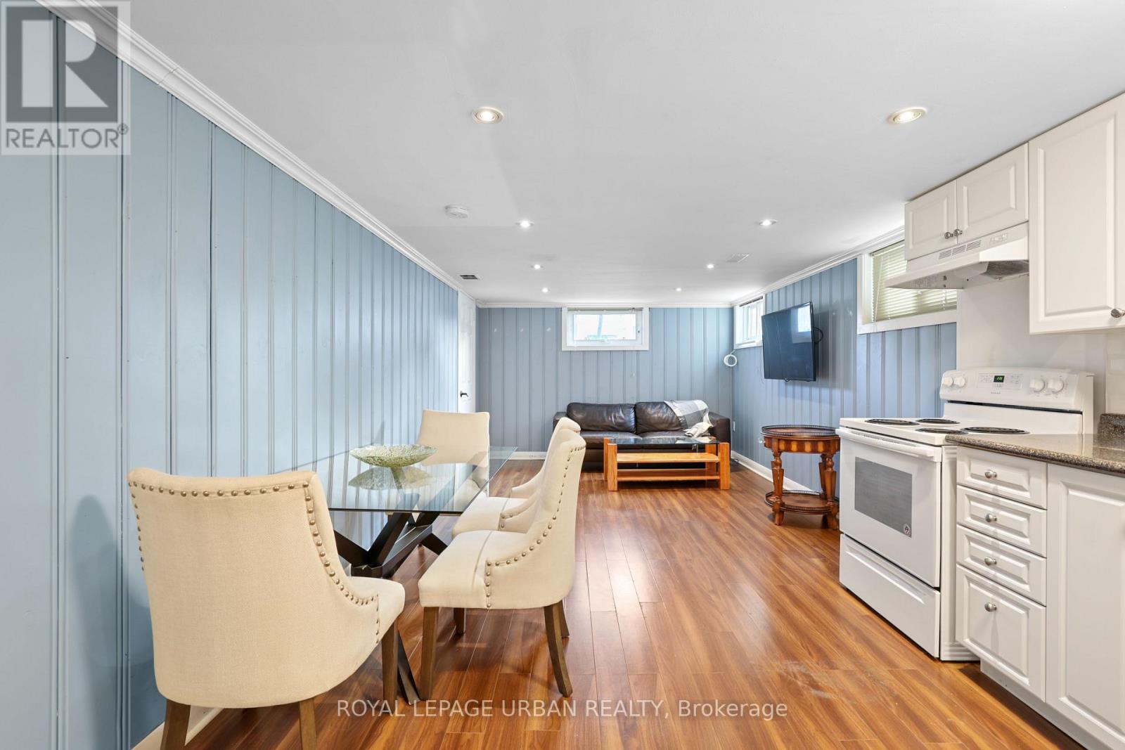 230 Parkview Hill Crescent, Toronto, Ontario  M4B 1S3 - Photo 23 - E12574218