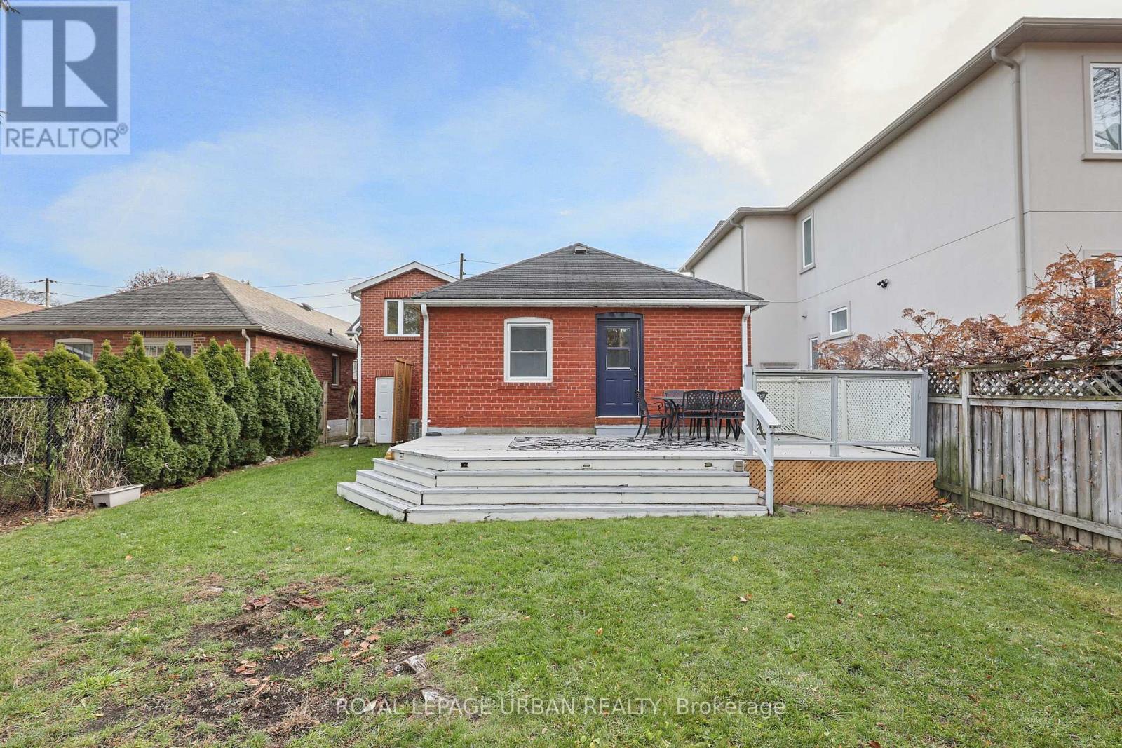 230 Parkview Hill Crescent, Toronto, Ontario  M4B 1S3 - Photo 29 - E12574218