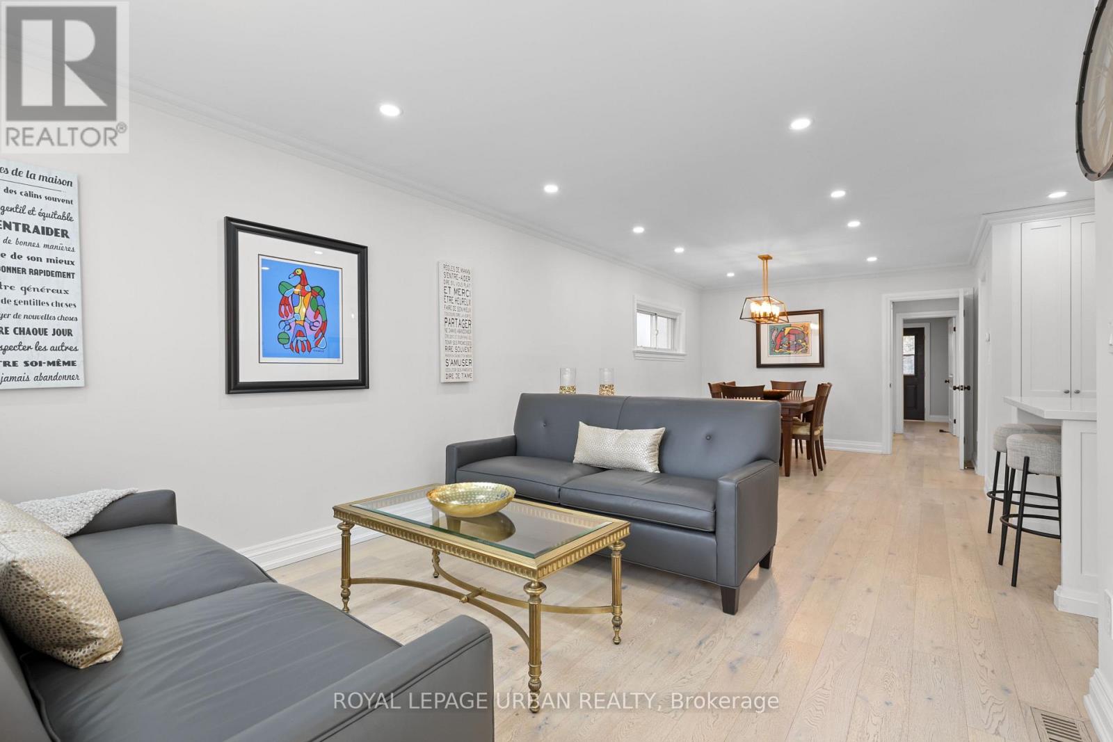 230 Parkview Hill Crescent, Toronto, Ontario  M4B 1S3 - Photo 6 - E12574218