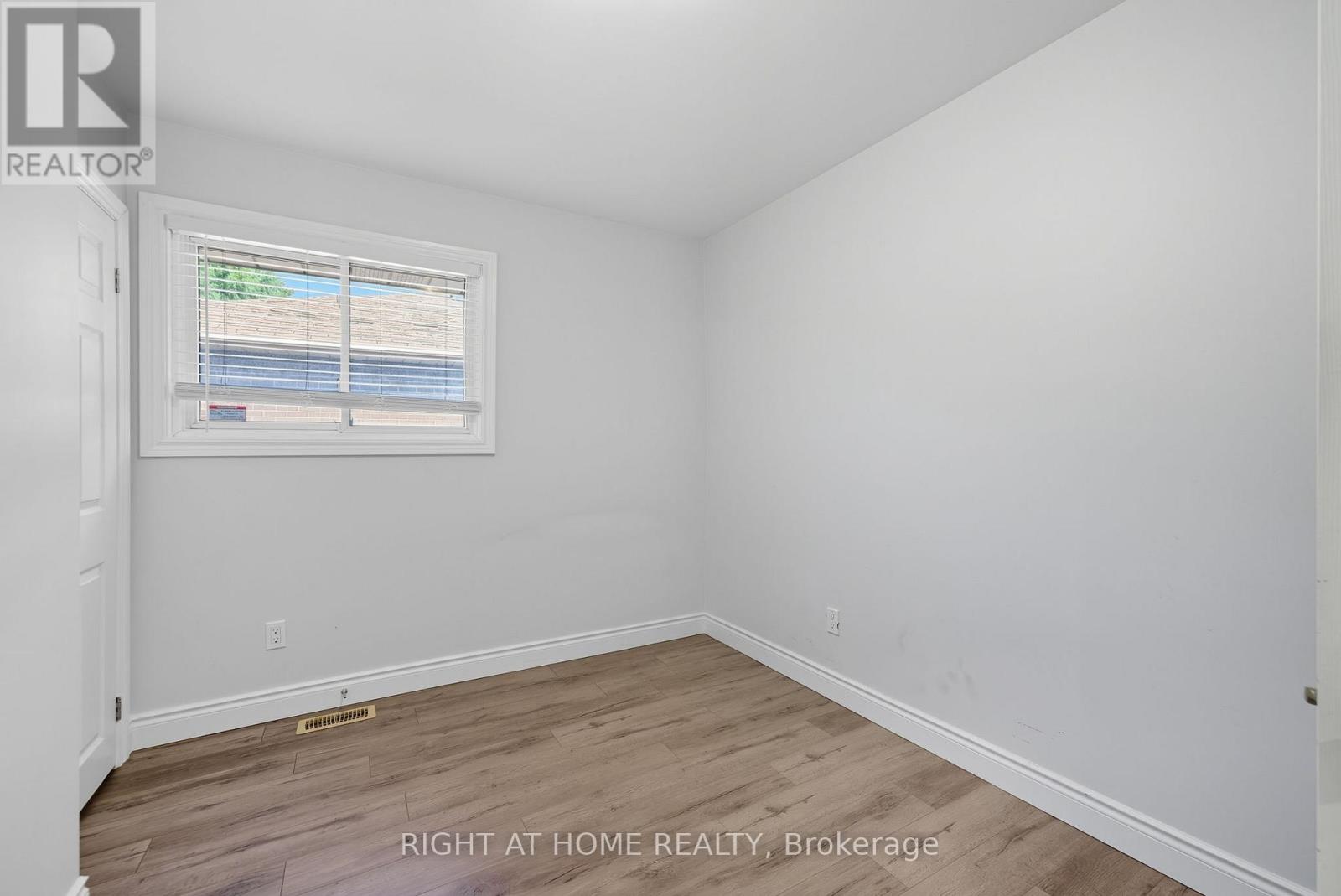 340 Grandview Street S, Oshawa, Ontario  L1H 7C7 - Photo 14 - E12574228