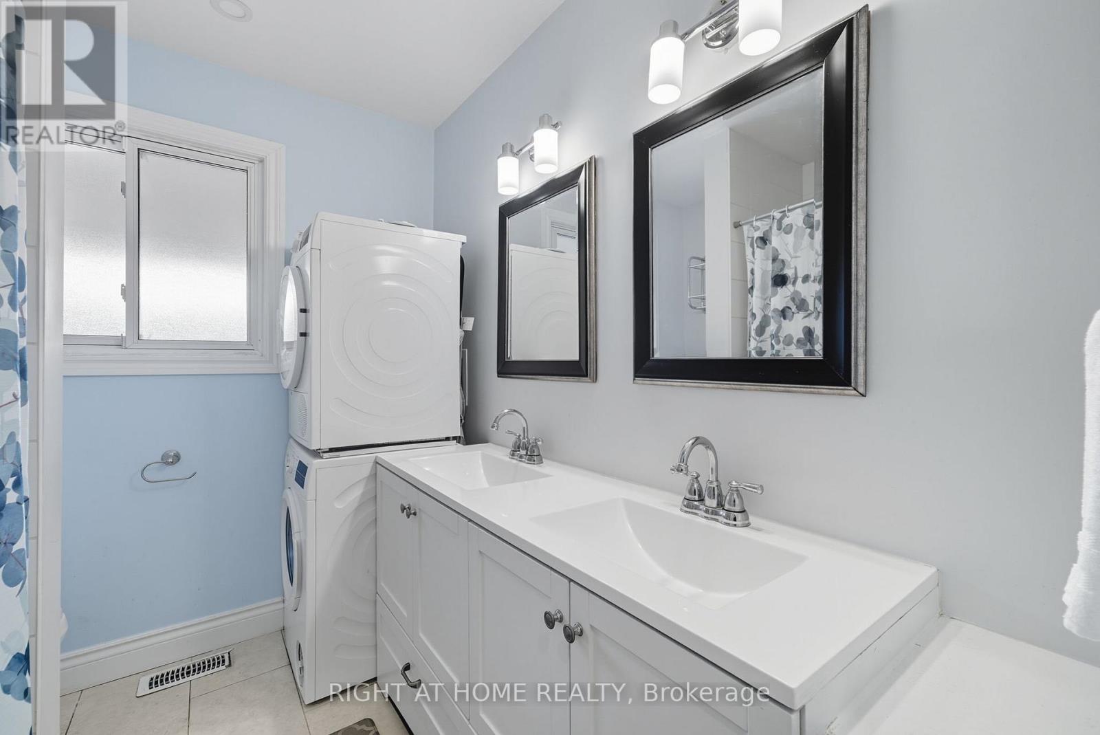 340 Grandview Street S, Oshawa, Ontario  L1H 7C7 - Photo 15 - E12574228