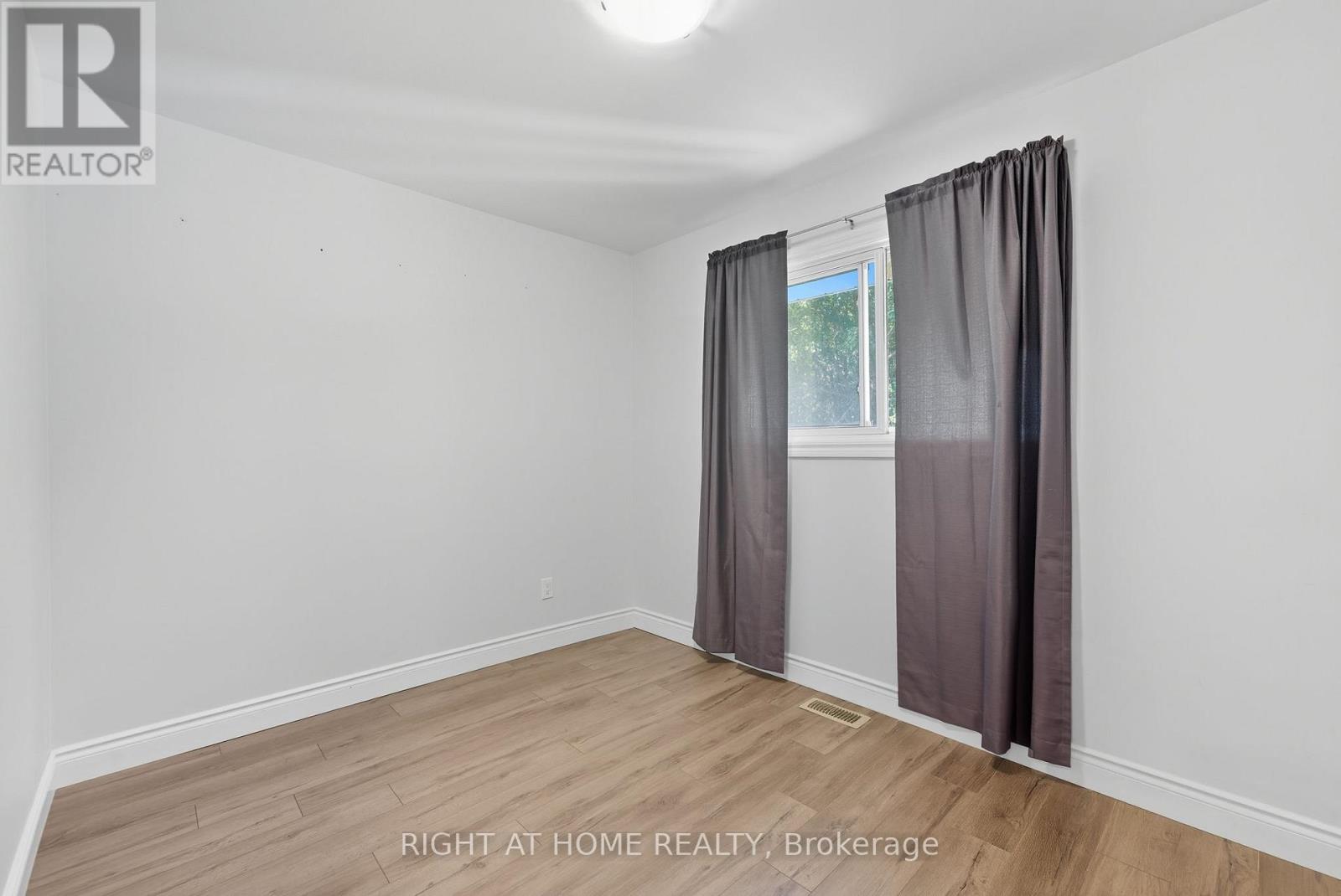 340 Grandview Street S, Oshawa, Ontario  L1H 7C7 - Photo 16 - E12574228