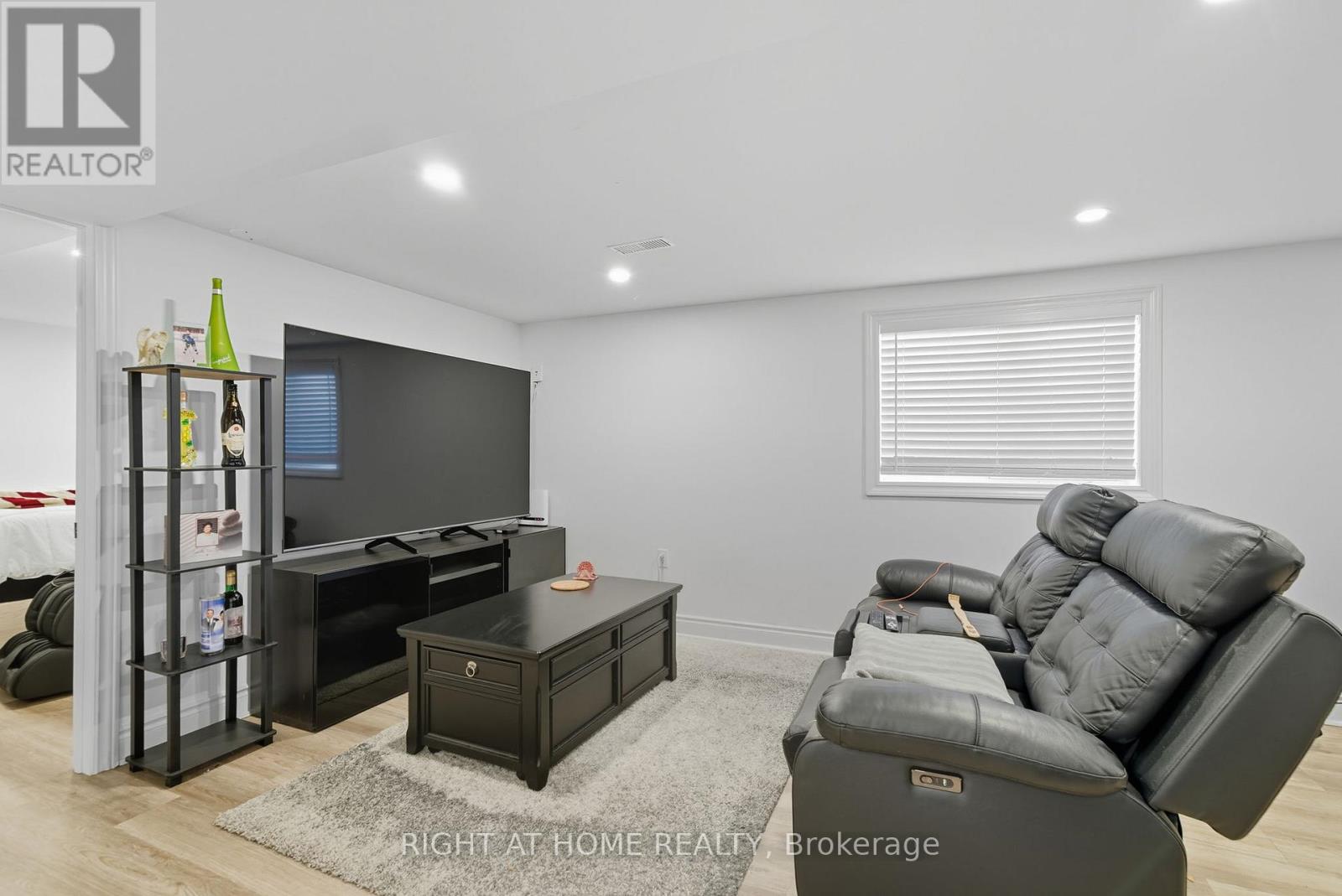 340 Grandview Street S, Oshawa, Ontario  L1H 7C7 - Photo 21 - E12574228