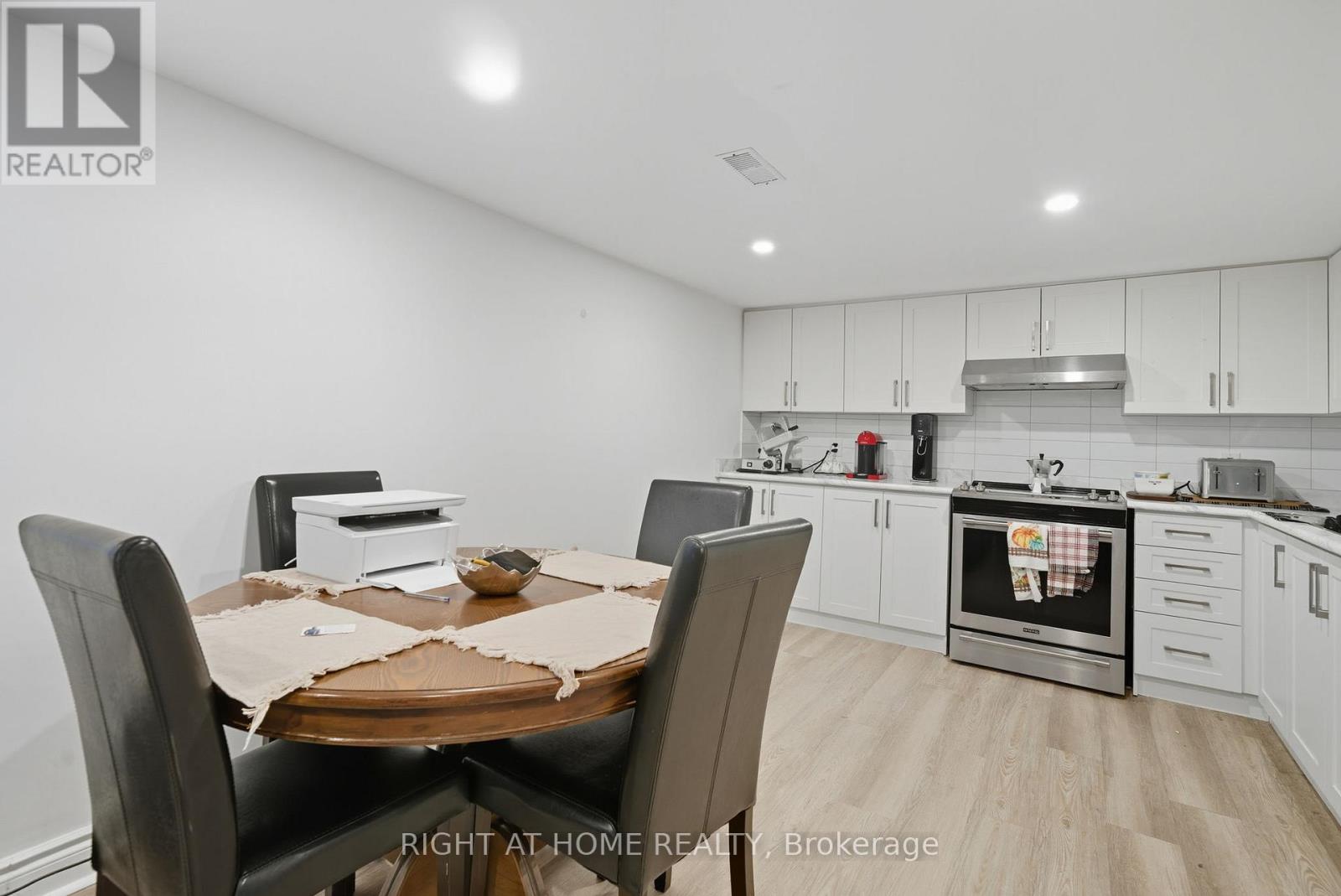 340 Grandview Street S, Oshawa, Ontario  L1H 7C7 - Photo 23 - E12574228