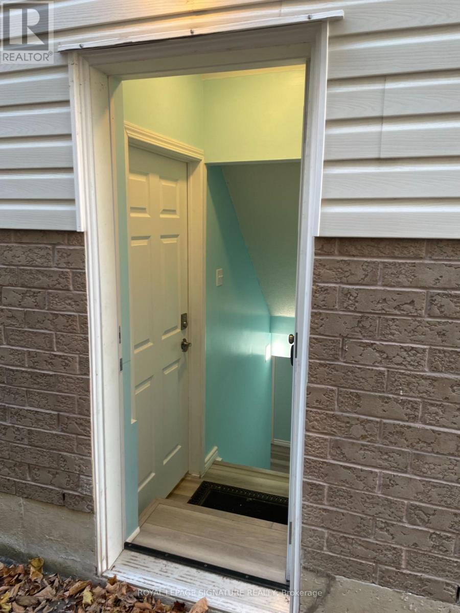 Basement Apartment - 76 Piperbrook Crescent, Toronto, Ontario  M1E 5G9 - Photo 2 - E12574296