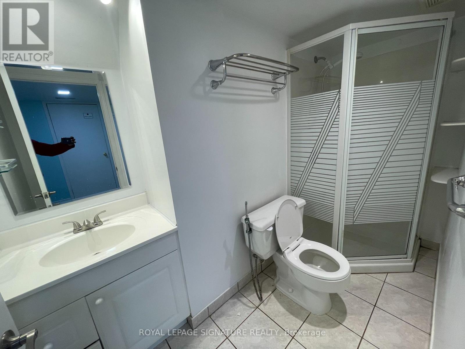 Basement Apartment - 76 Piperbrook Crescent, Toronto, Ontario  M1E 5G9 - Photo 23 - E12574296