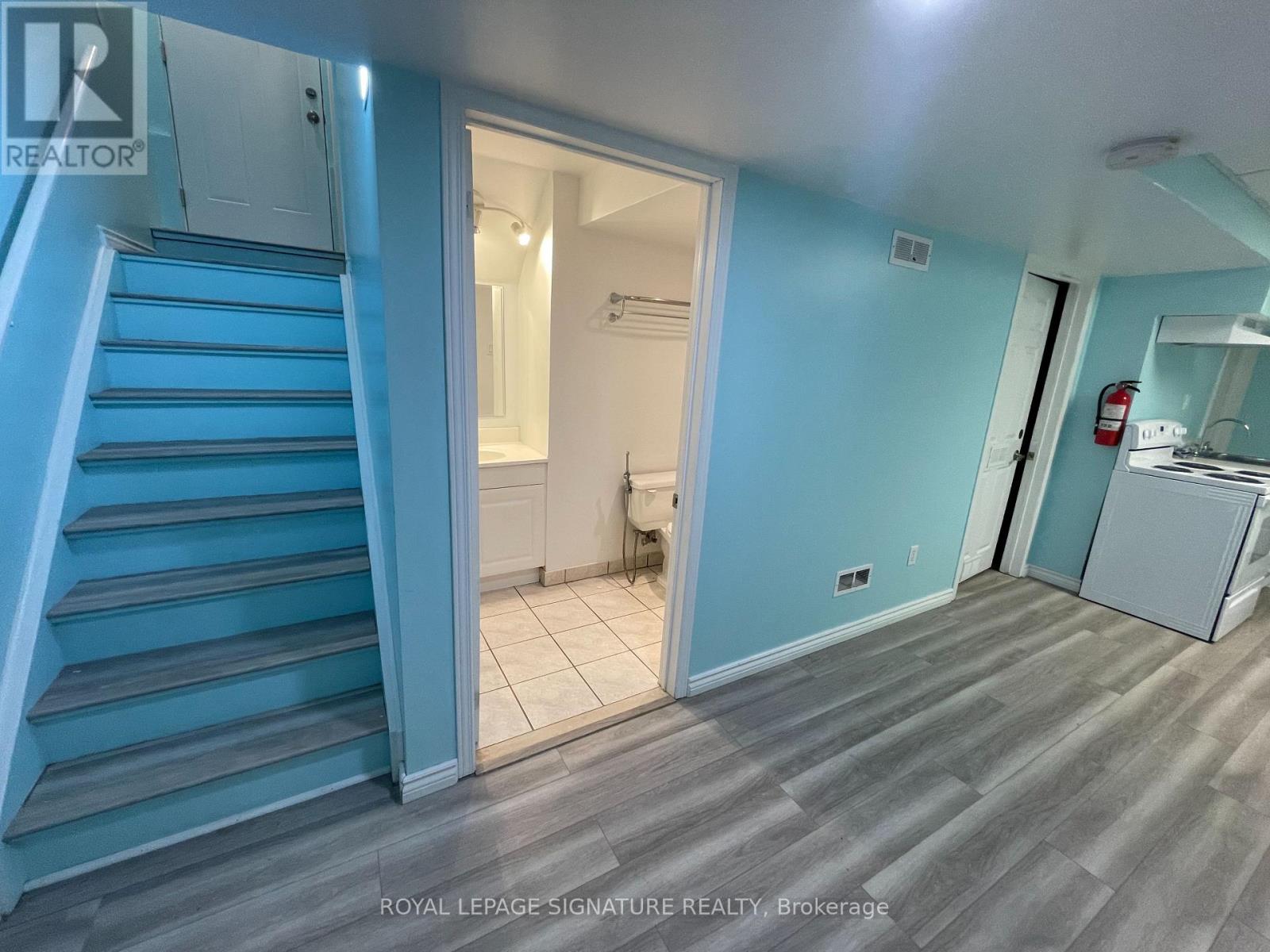 Basement Apartment - 76 Piperbrook Crescent, Toronto, Ontario  M1E 5G9 - Photo 25 - E12574296