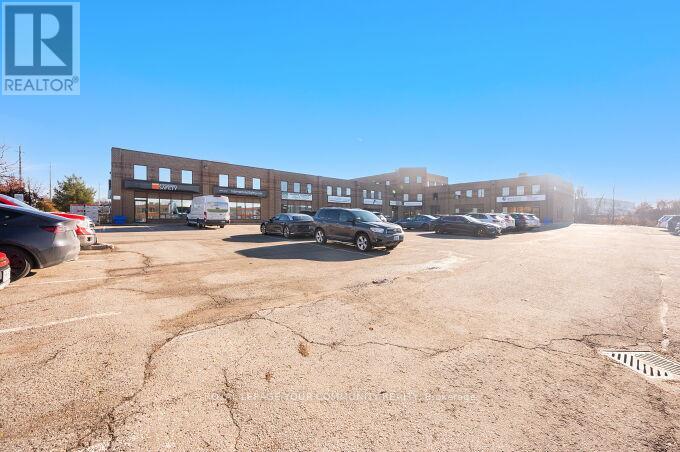 6 - 355 Harry Walker Parkway, Newmarket, Ontario L3Y 8V6 - Photo 2 - N12574248