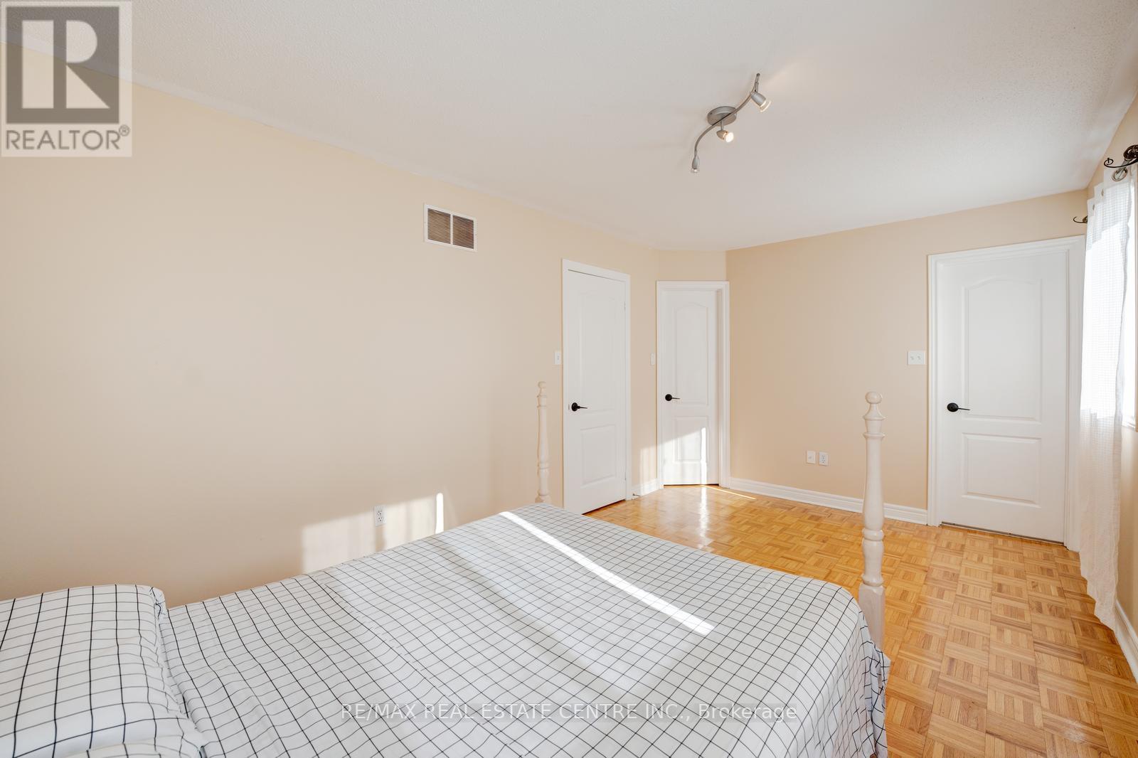 9 Dolce Crescent, Vaughan, Ontario  L4H 3C7 - Photo 22 - N12574252