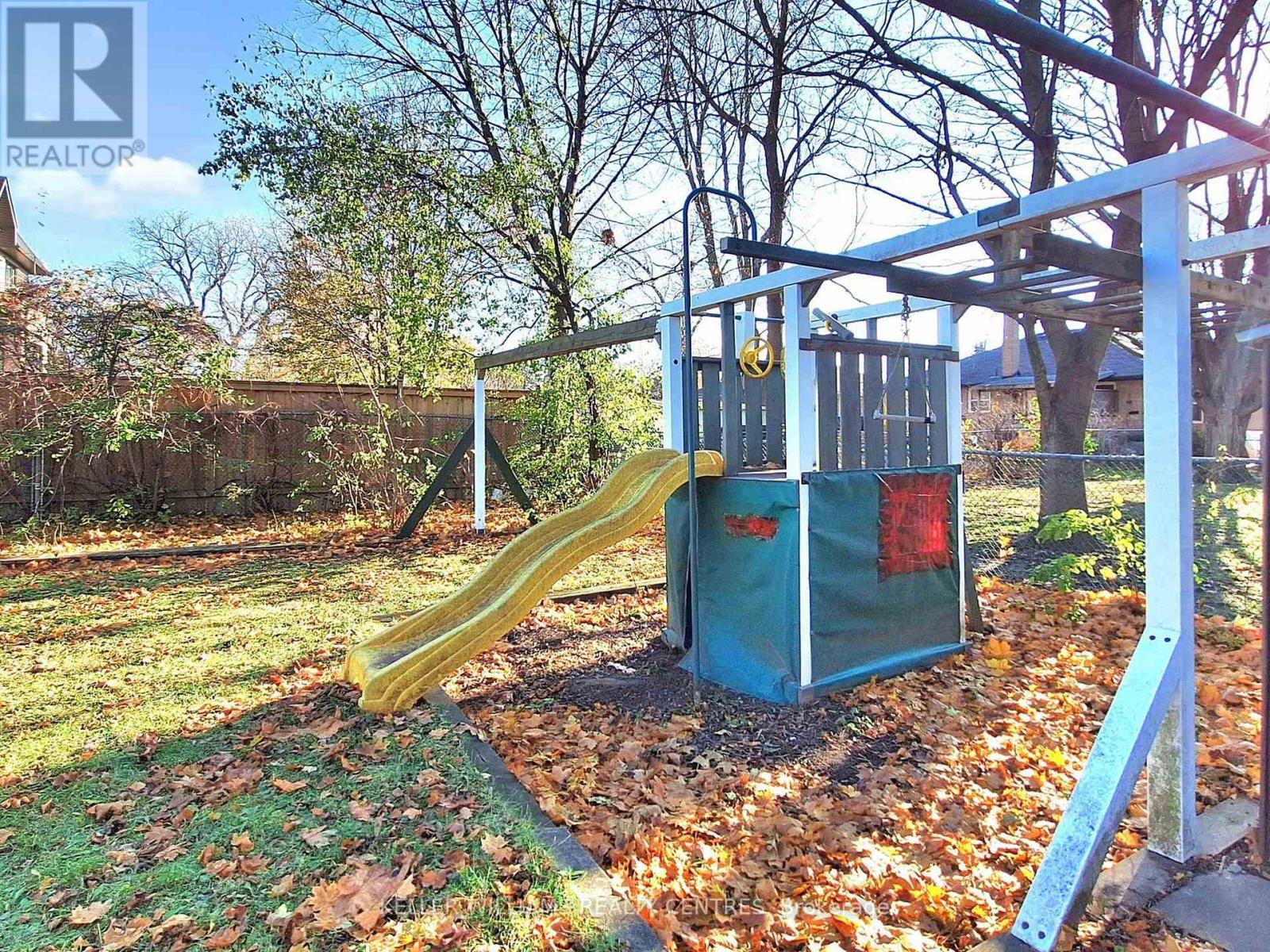 105 Rockport Crescent, Richmond Hill, Ontario  L4C 2M1 - Photo 23 - N12574266