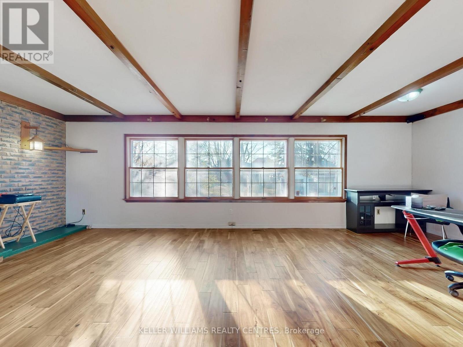 105 Rockport Crescent, Richmond Hill, Ontario  L4C 2M1 - Photo 4 - N12574266