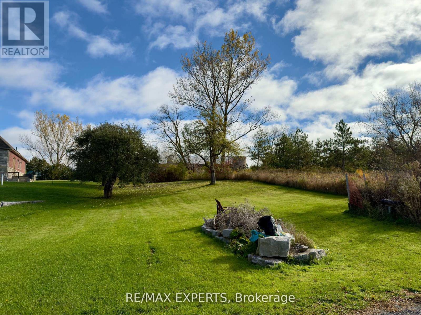 14155 Highway 27, King, Ontario  L0G 1T0 - Photo 9 - N12574300