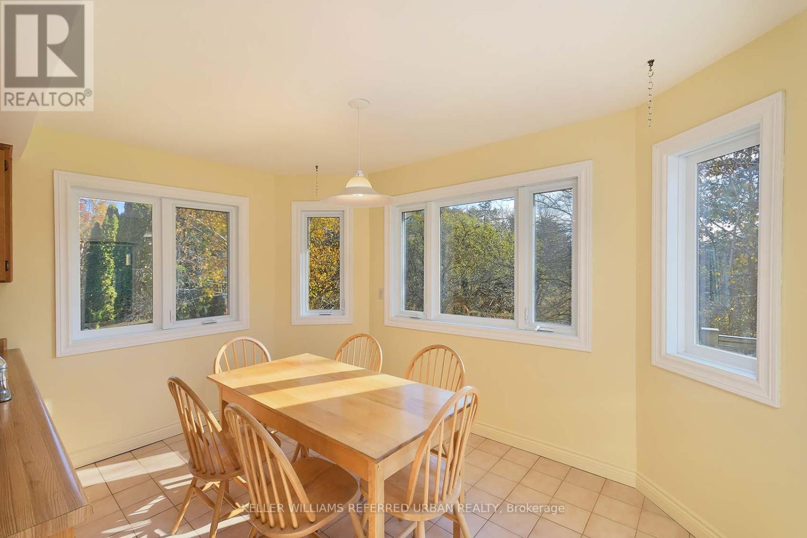 62 Devlin Place, Aurora, Ontario  L4G 5W8 - Photo 10 - N12574306