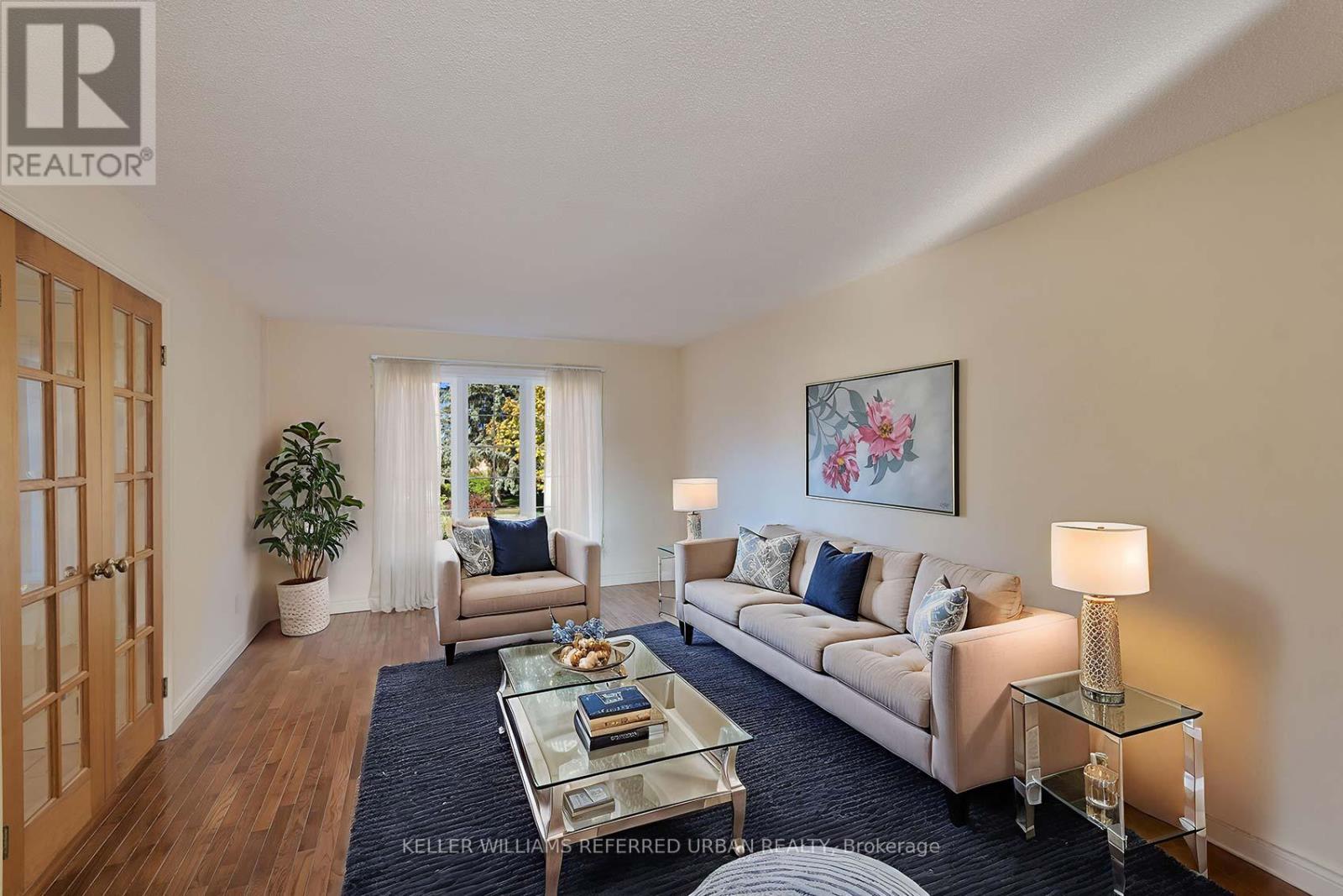 62 Devlin Place, Aurora, Ontario  L4G 5W8 - Photo 5 - N12574306