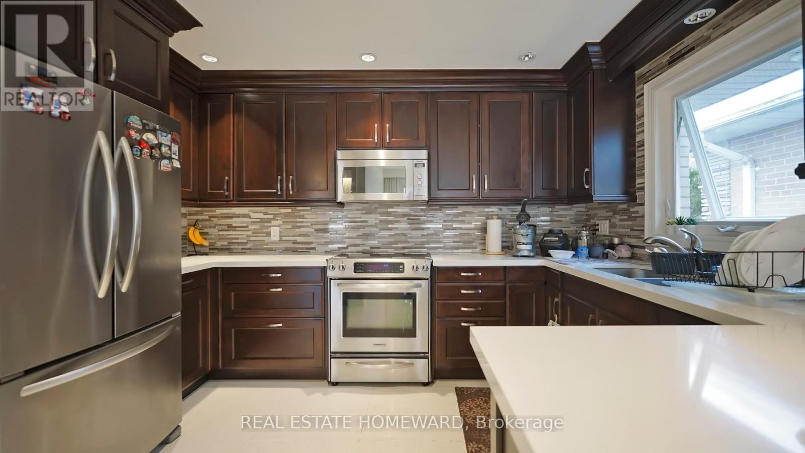 Main - 34 Delair Crescent, Markham, Ontario  L3T 2M4 - Photo 18 - N12574308