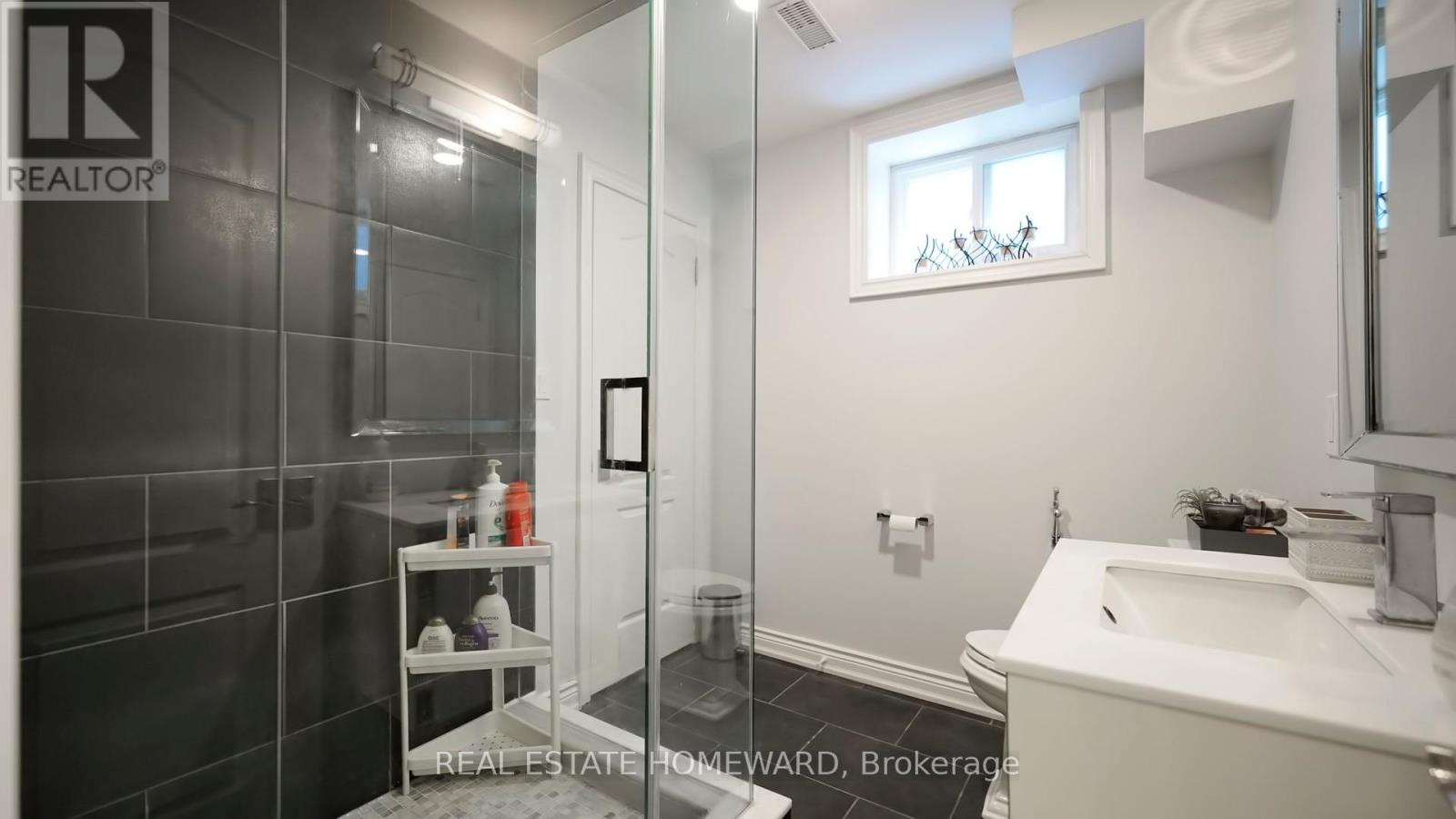 Main - 34 Delair Crescent, Markham, Ontario  L3T 2M4 - Photo 24 - N12574308