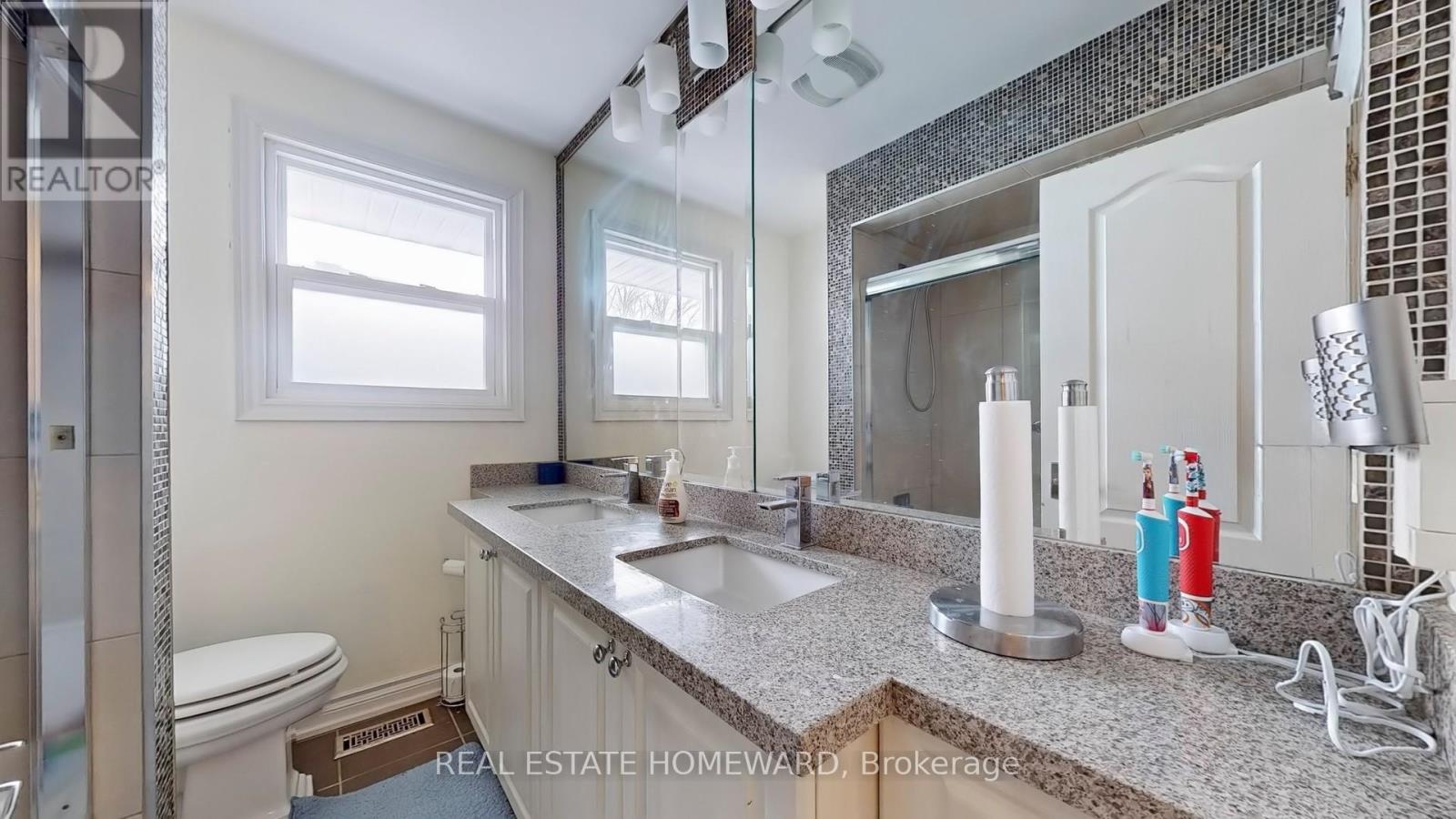 Main - 34 Delair Crescent, Markham, Ontario  L3T 2M4 - Photo 29 - N12574308