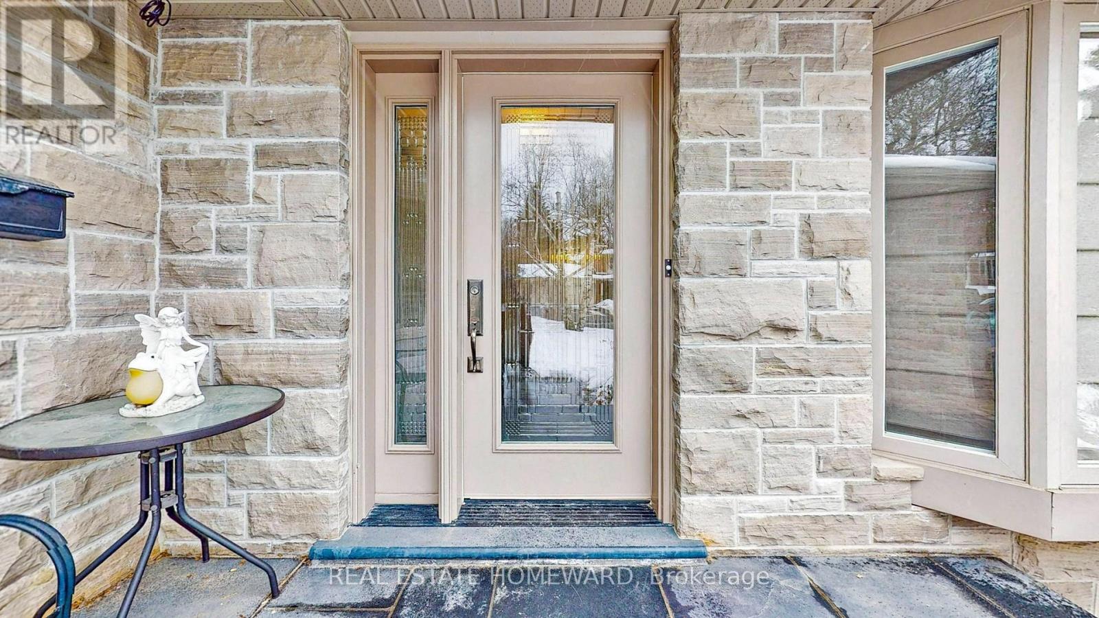 Main - 34 Delair Crescent, Markham, Ontario  L3T 2M4 - Photo 6 - N12574308