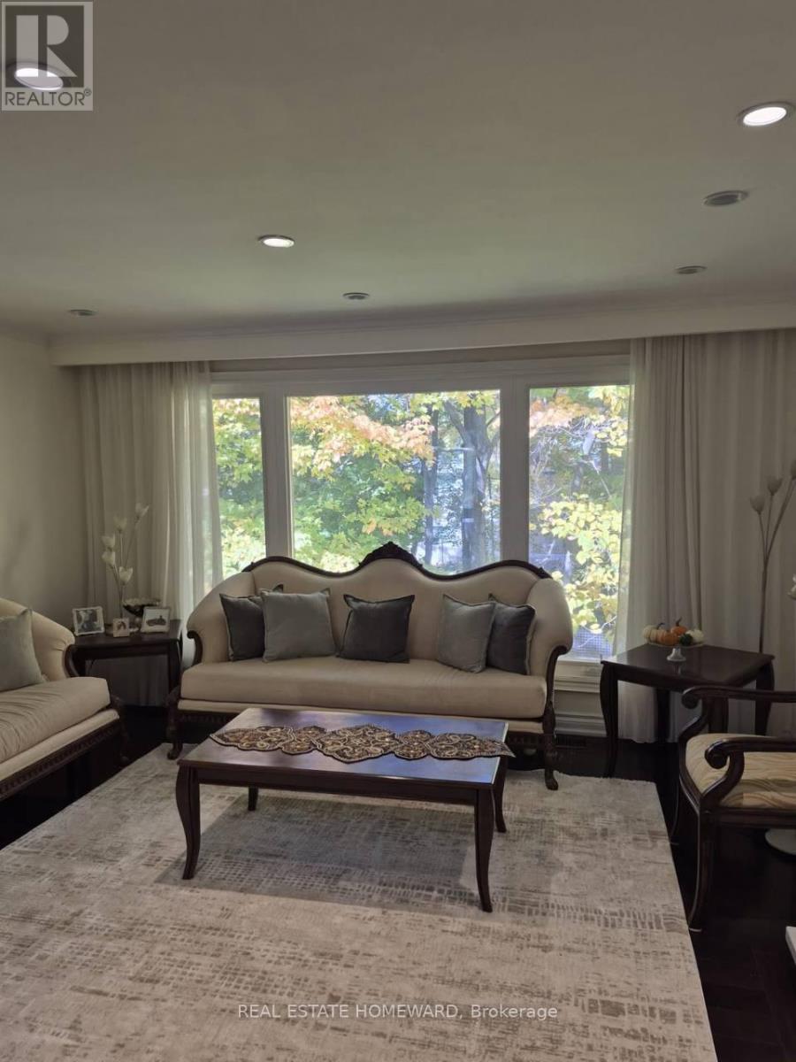 Main - 34 Delair Crescent, Markham, Ontario  L3T 2M4 - Photo 9 - N12574308