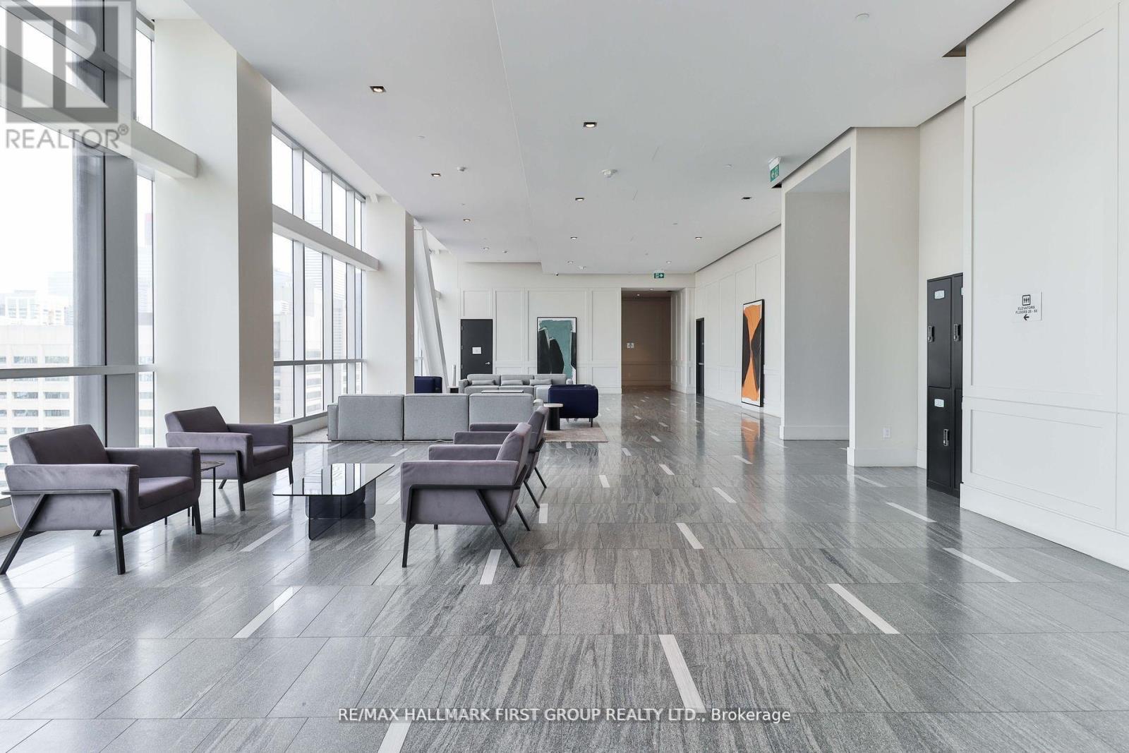 2402 - 488 University Avenue, Toronto, Ontario  M5G 0C1 - Photo 27 - C12574404