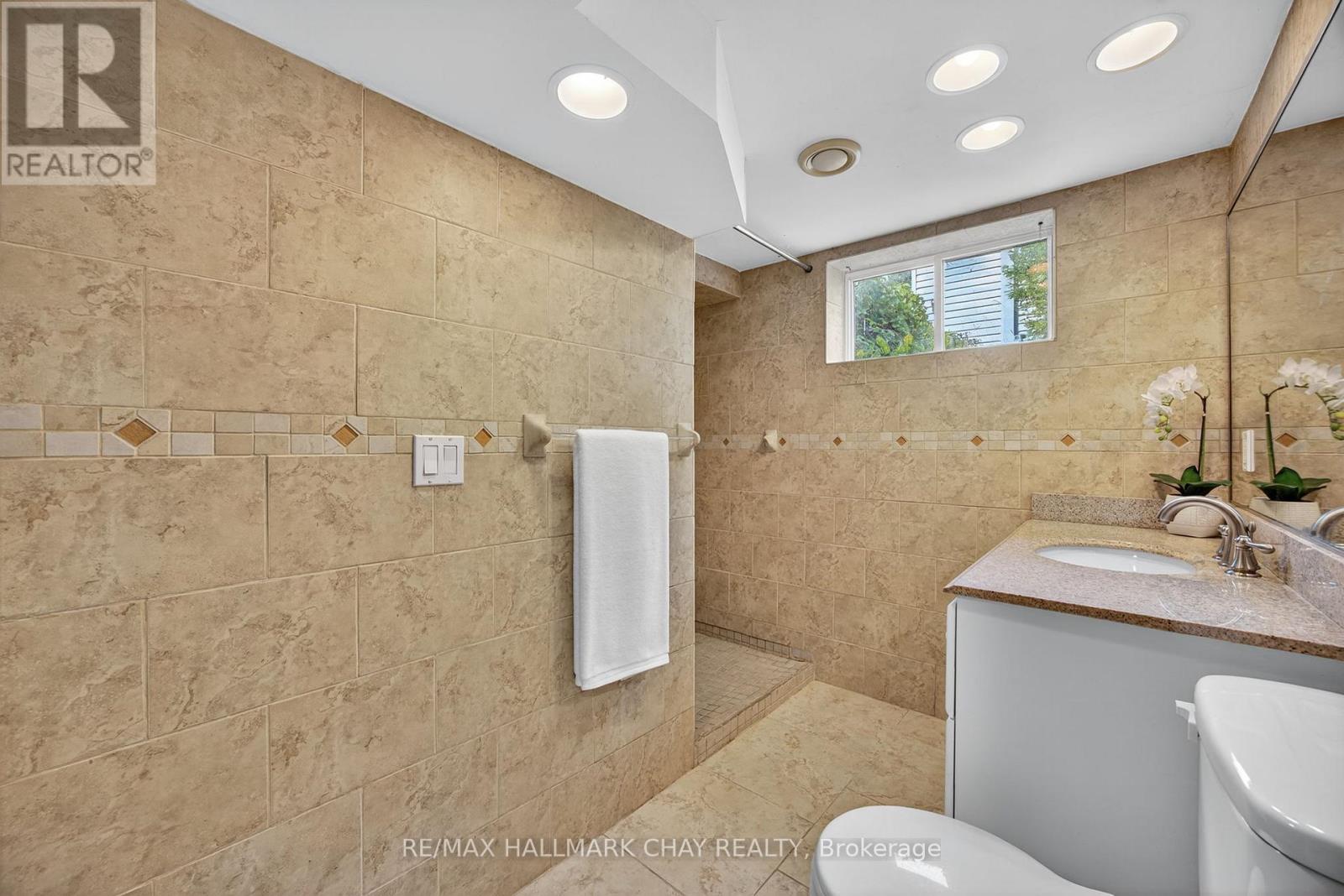 451 Jamieson Drive, Orillia, Ontario  L3V 4Y6 - Photo 18 - S12574196