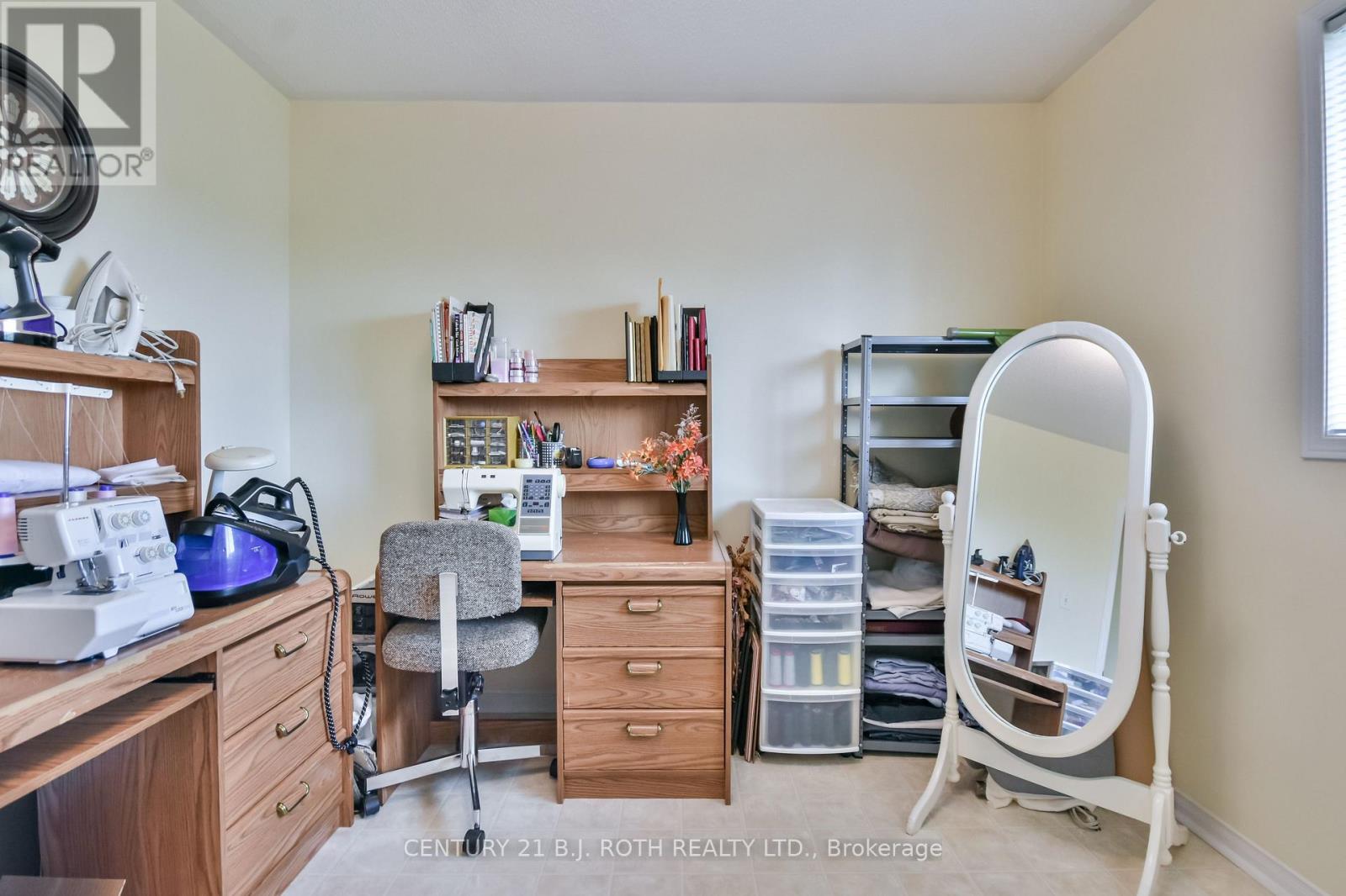 127 Golden Meadow Road, Barrie (Bayshore), Ontario  L4N 8K2 - Photo 13 - S12574232