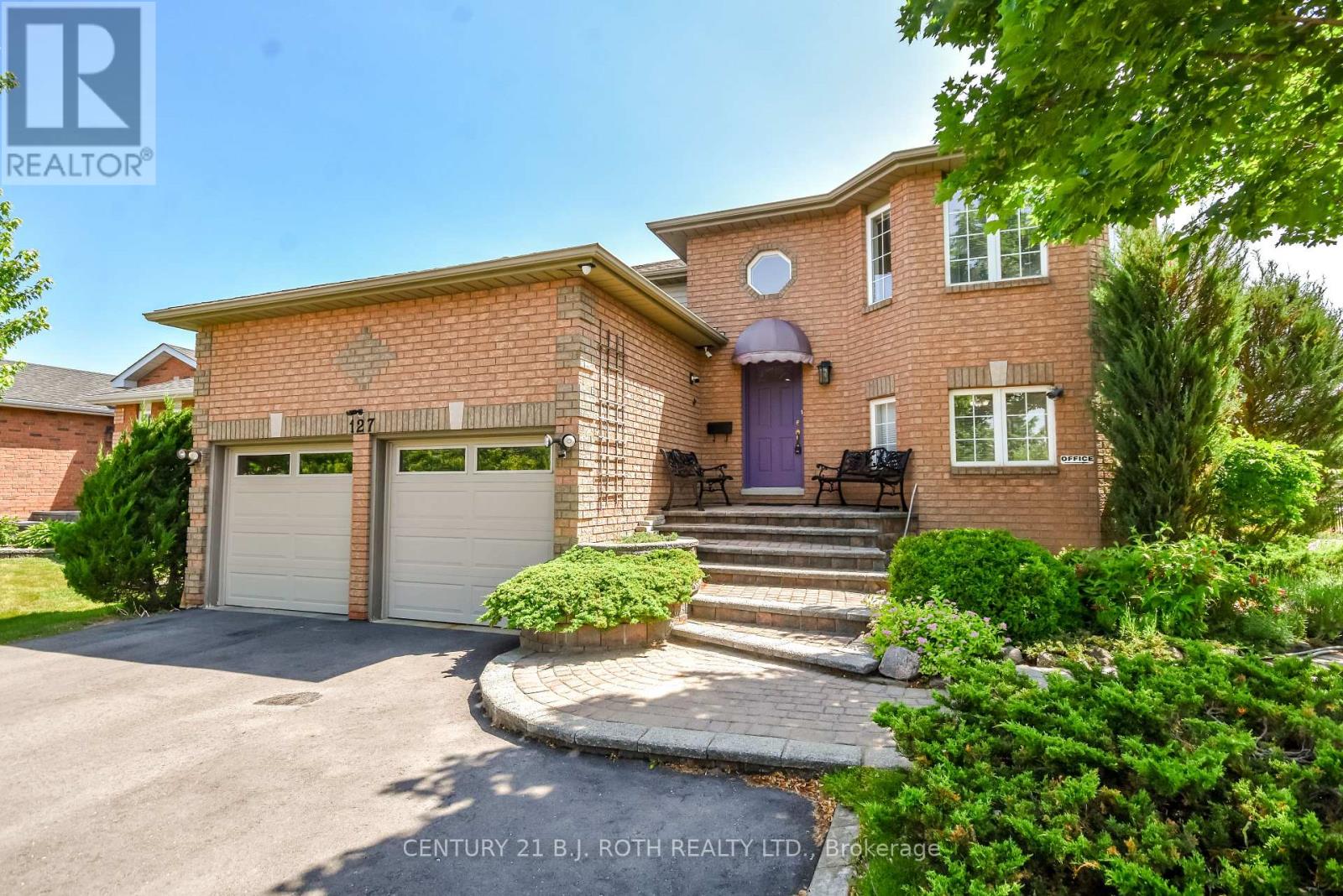 127 Golden Meadow Road, Barrie (Bayshore), Ontario  L4N 8K2 - Photo 5 - S12574232