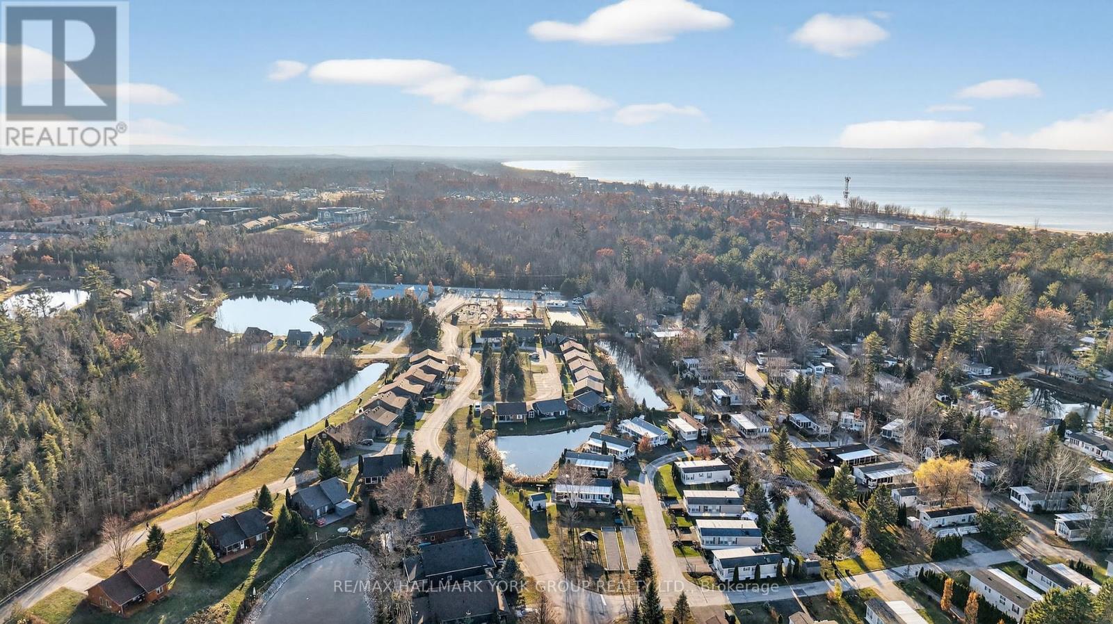 41 Madawaska Trail, Wasaga Beach, Ontario  L9Z 1X7 - Photo 45 - S12574264