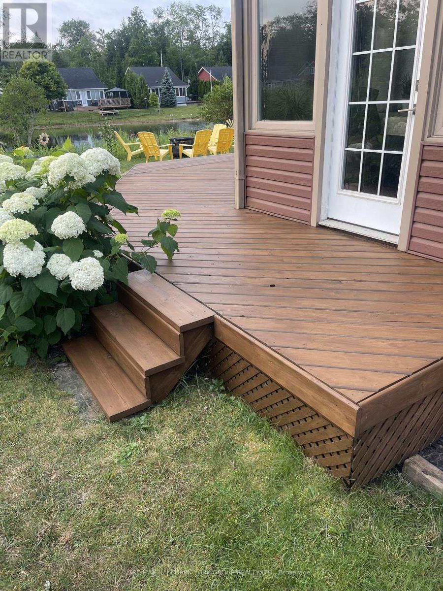 41 Madawaska Trail, Wasaga Beach, Ontario  L9Z 1X7 - Photo 48 - S12574264