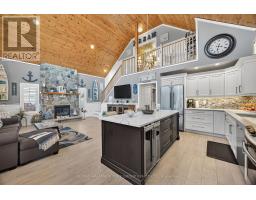 41 MADAWASKA TRAIL, Wasaga Beach, Ontario