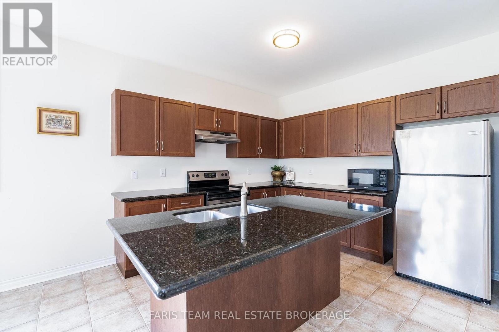 83 White Sands Way, Wasaga Beach, Ontario  L9Z 0E1 - Photo 6 - S12574282