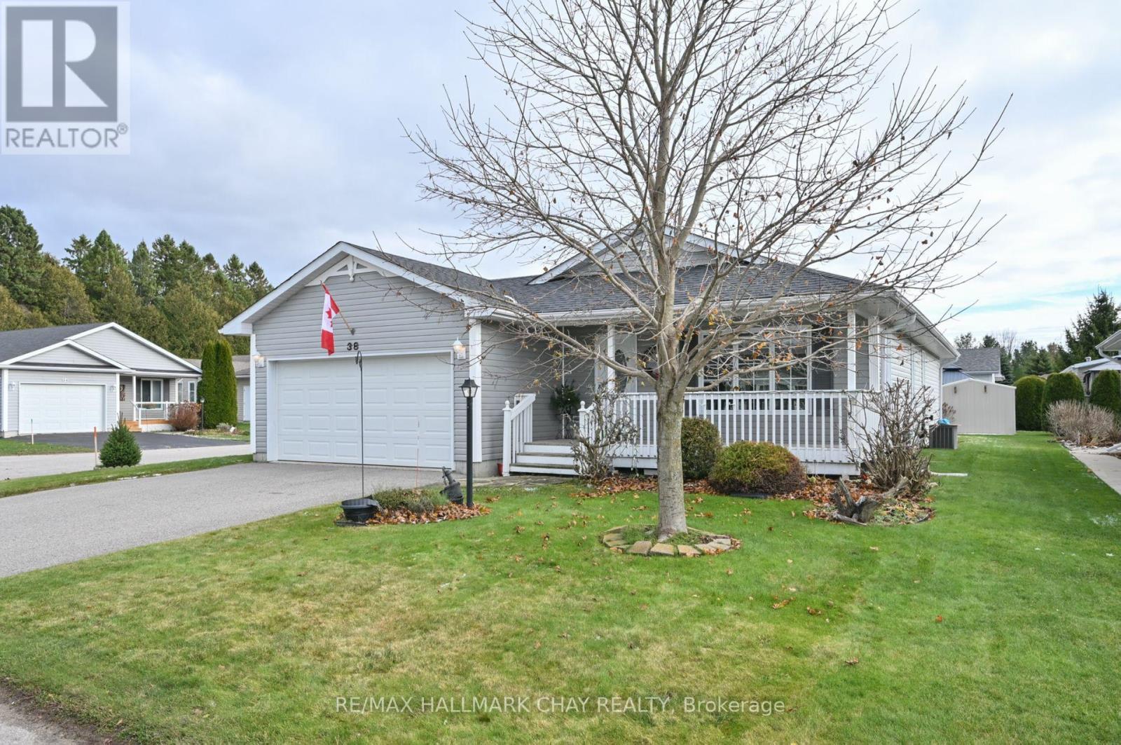 38 Kentucky Avenue S, Wasaga Beach, Ontario  L9Z 3A8 - Photo 2 - S12574298