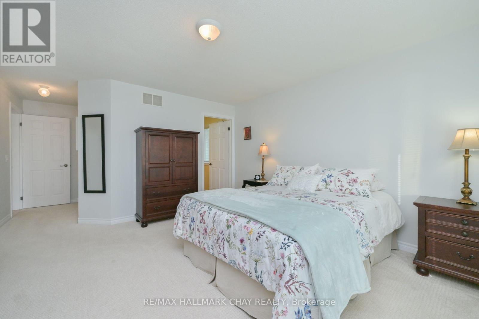 38 Kentucky Avenue S, Wasaga Beach, Ontario  L9Z 3A8 - Photo 23 - S12574298