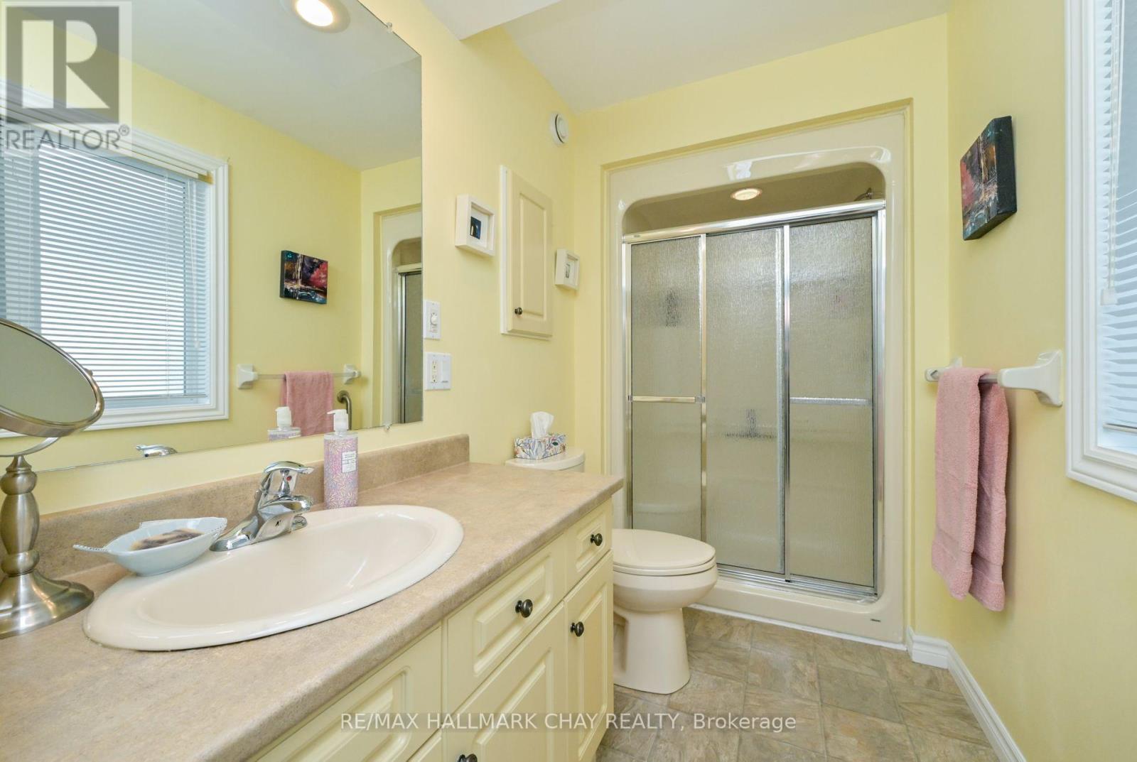 38 Kentucky Avenue S, Wasaga Beach, Ontario  L9Z 3A8 - Photo 24 - S12574298