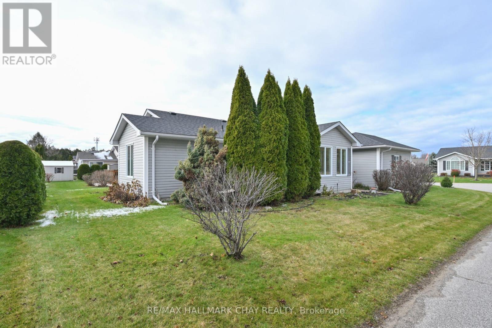 38 Kentucky Avenue S, Wasaga Beach, Ontario  L9Z 3A8 - Photo 31 - S12574298