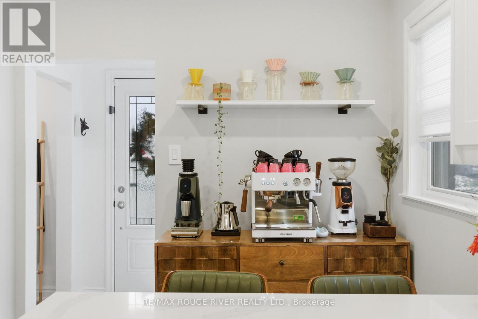 120 Bowman Avenue, Whitby, Ontario  L1N 3T6 - Photo 11 - E12574554