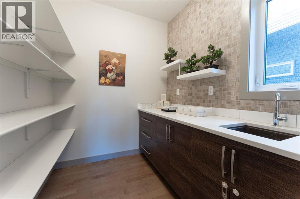 17 Lazaro Close, Red Deer, Alberta  T4R 0R6 - Photo 7 - A2257309