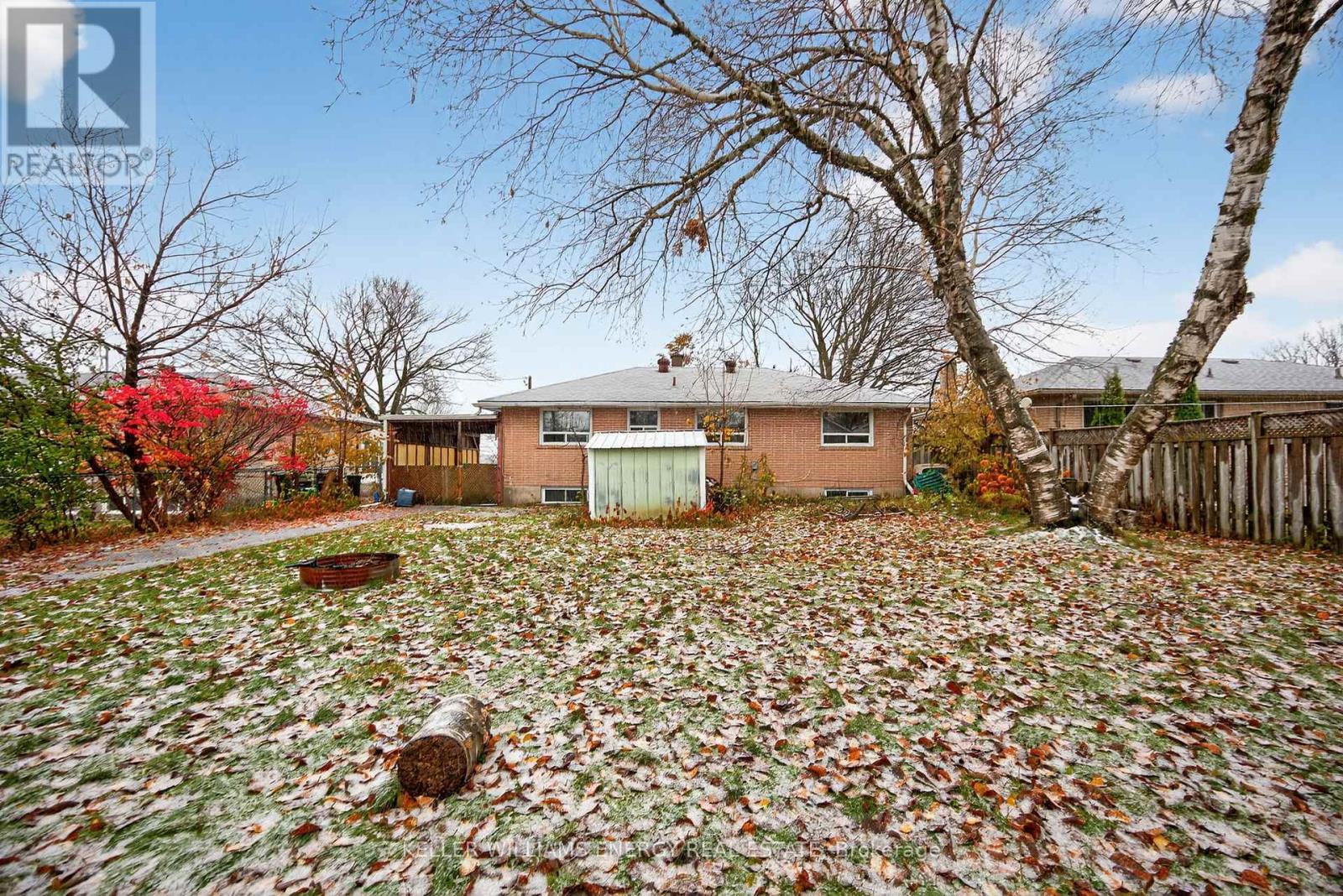 76 Rose Street, Barrie (Wellington), Ontario  L4M 2T2 - Photo 47 - S12574528