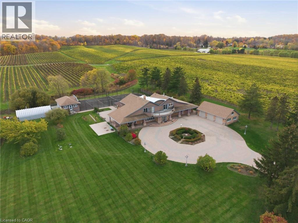 4850 Hillside Drive, Beamsville, Ontario  L0R 1B0 - Photo 2 - 40788032